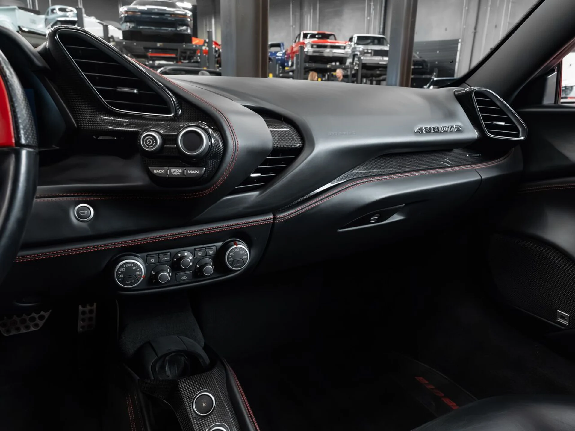 mph070_4061996022_ferrari_488_gtb_2017_a38fa3612a