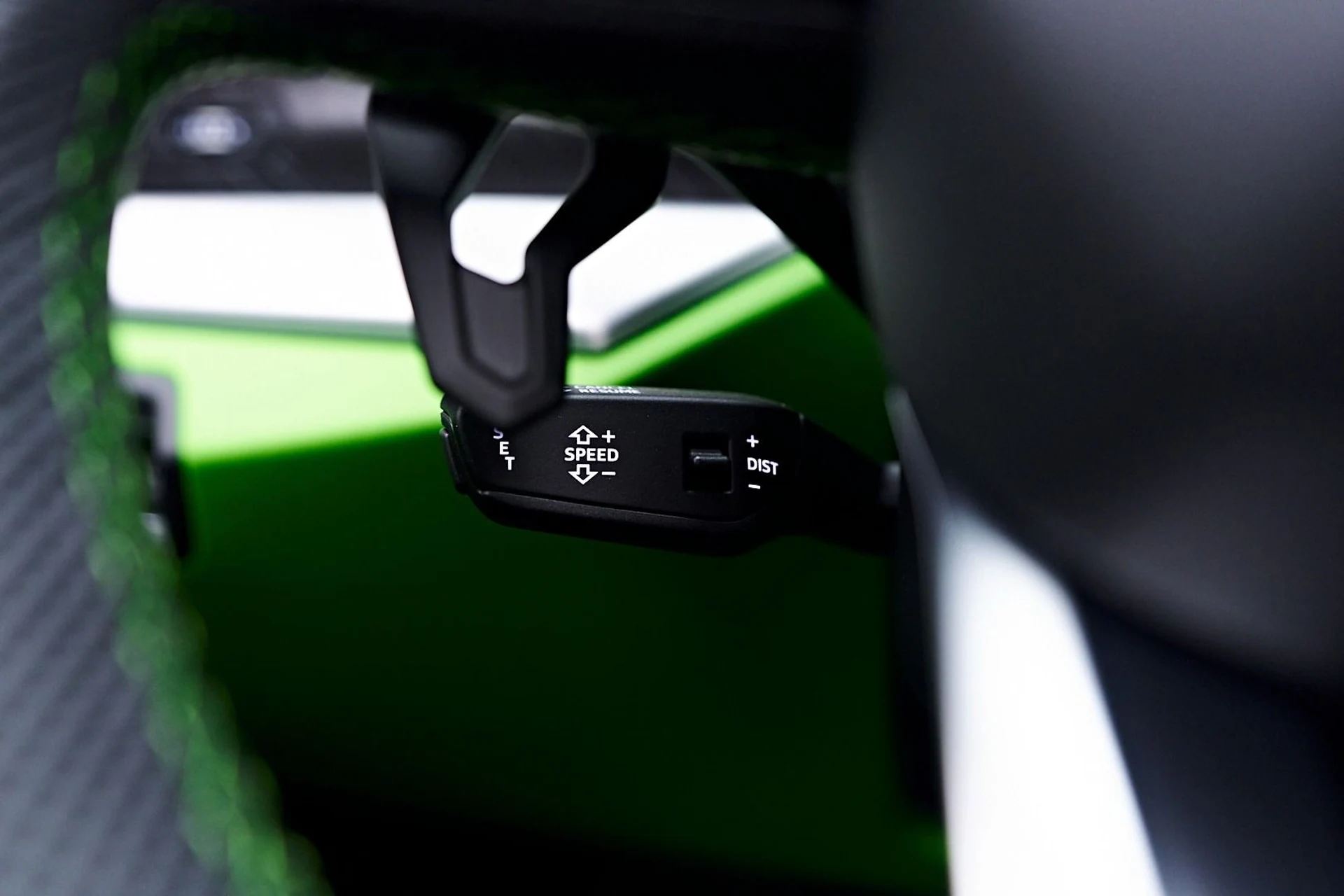 mph070_406772762_Used_2024_Lamborghini_Urus_S_1745956869_bef8d6d3a6