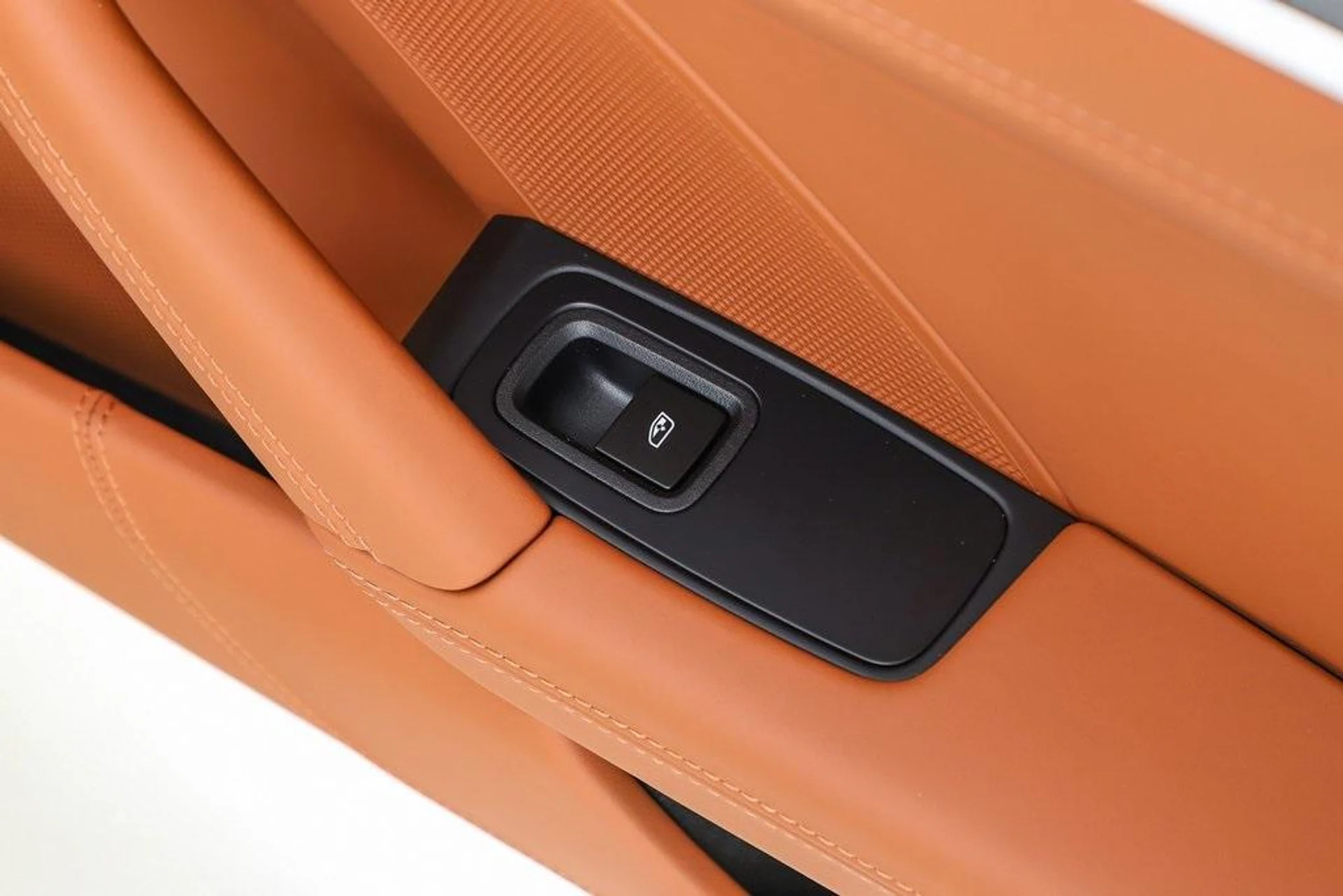 mph070_4118954667_Kz_A_Pxs_Aq50_Iwzil_Pw7_F4_W_Ux_Nrbg_b6f1e75eec