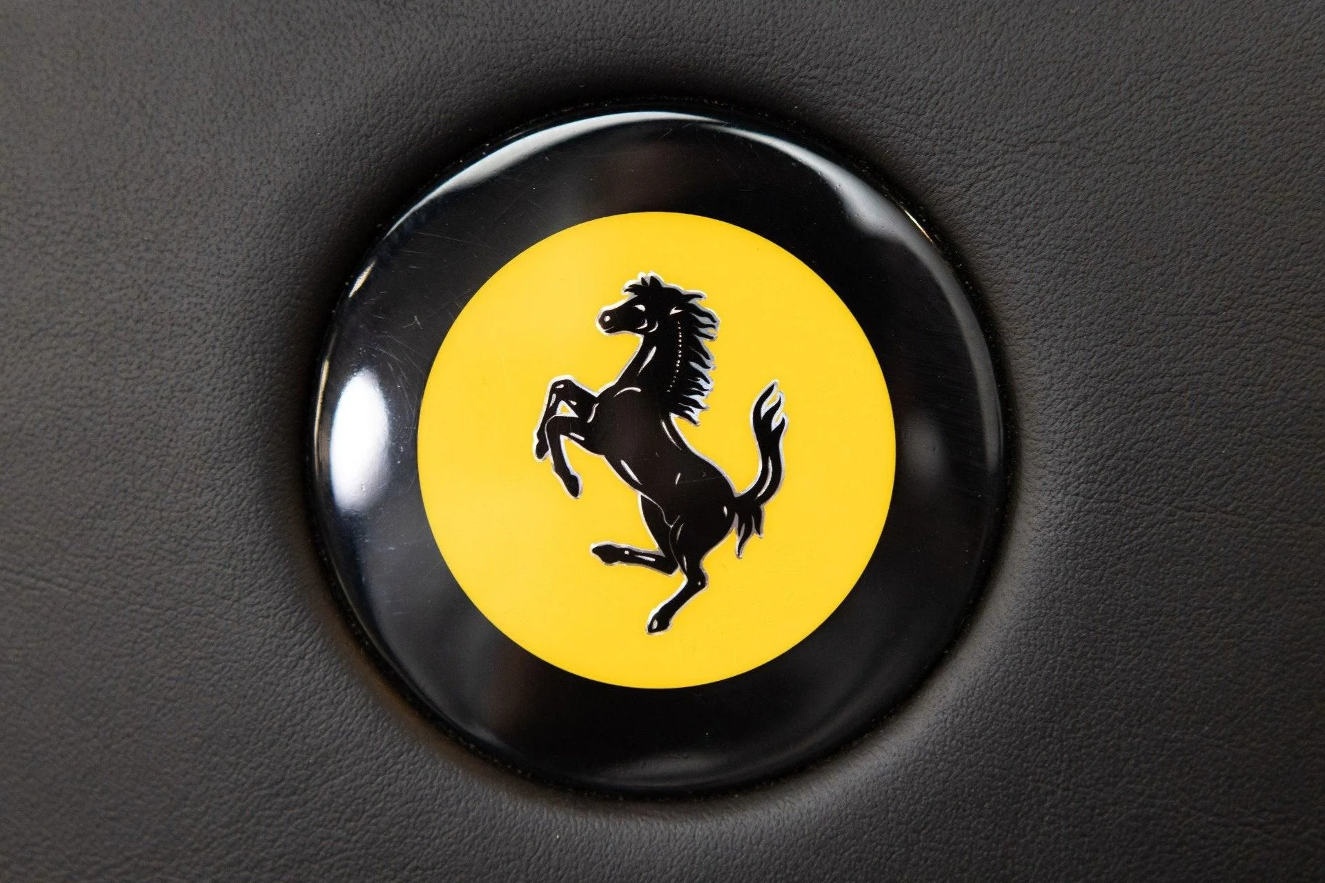 mph070_4199846568_Used_2010_Ferrari_California_1777368028_a65a0ec5c8