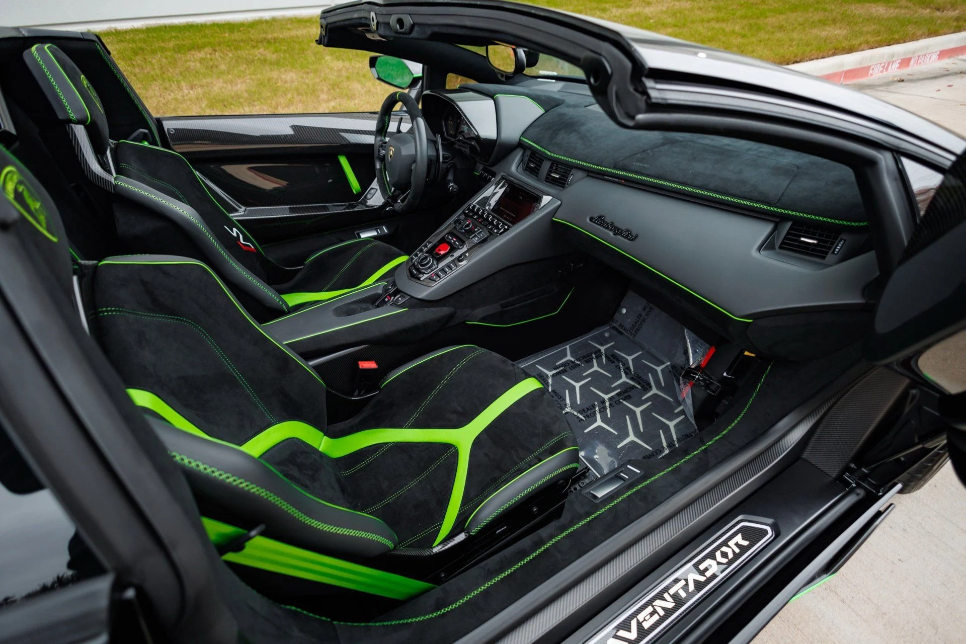 mph070_472605280_f25d84c2989e5d2af5e994e30638ef4ex_d0f2f39f5e