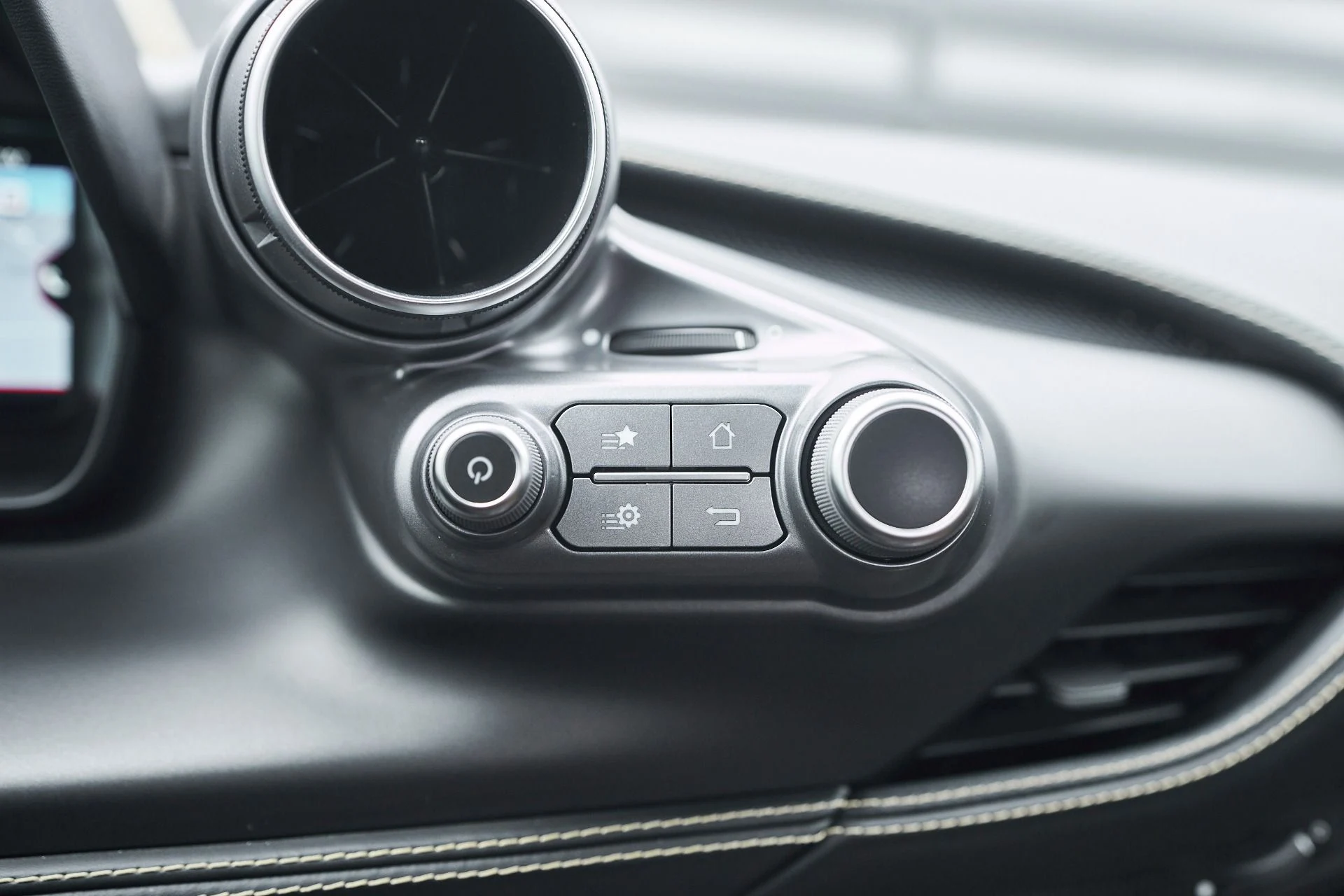 mph070_478429250_Used_2020_Ferrari_F8_Tributo_Base_1761597722_96eac0954a