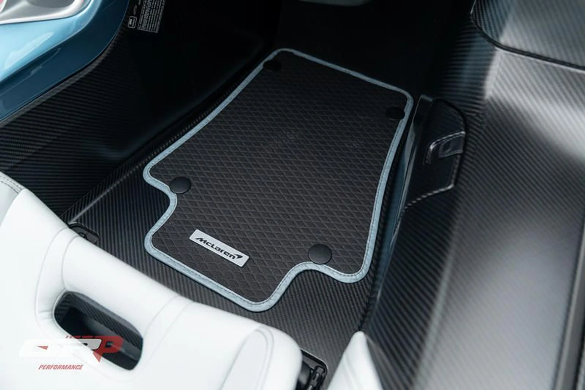 mph070_533205532_716_DCEAC_D82_A_43_B2_BE_82_53_A313_C80_EDB_128aac95d1