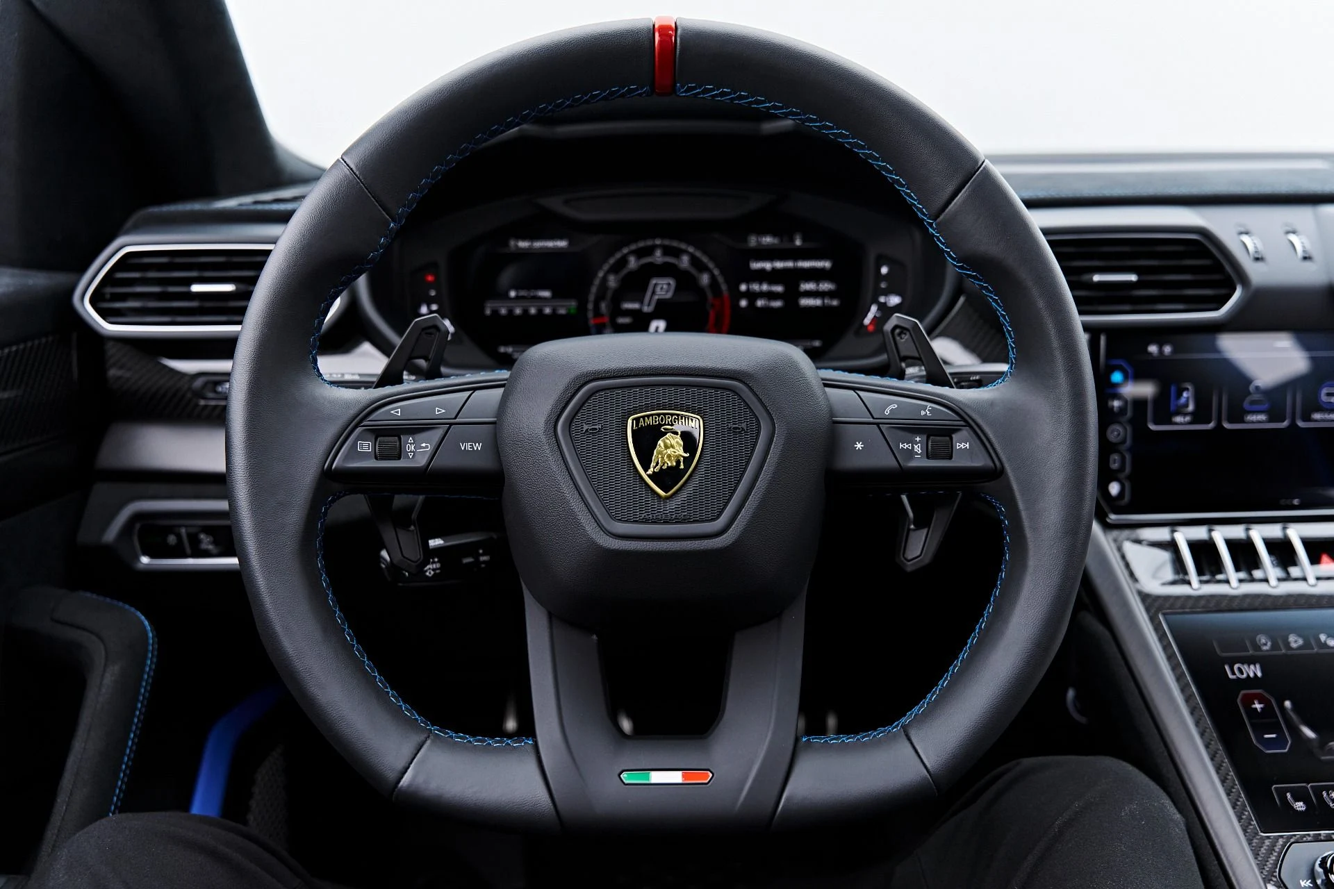 mph070_567176211_Used_2023_Lamborghini_Urus_Performante_1790208922_b5a4f474dd