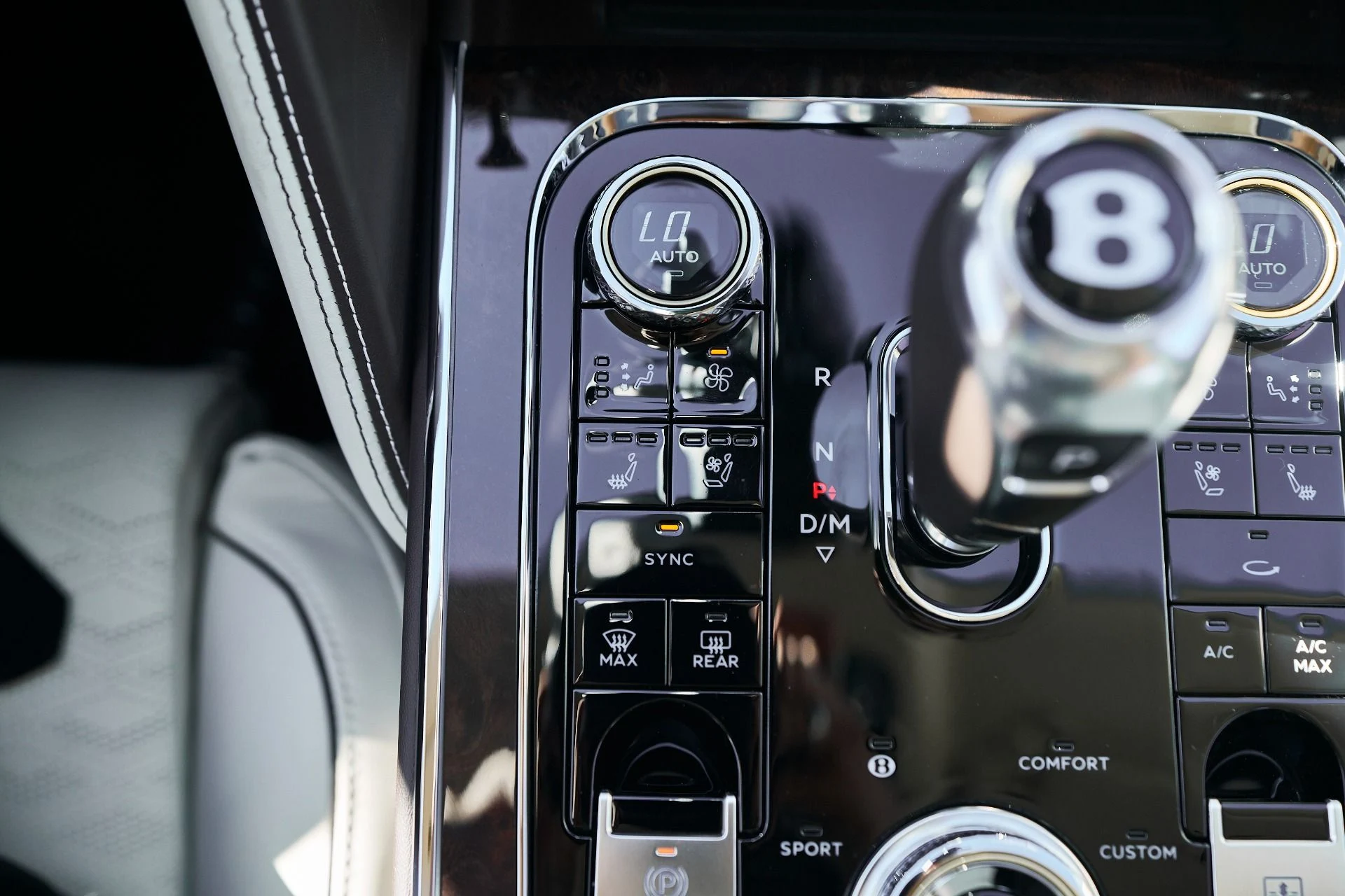 mph070_823722461_Used_2025_Bentley_Flying_Spur_Speed_1762569283_f778a7e7c6