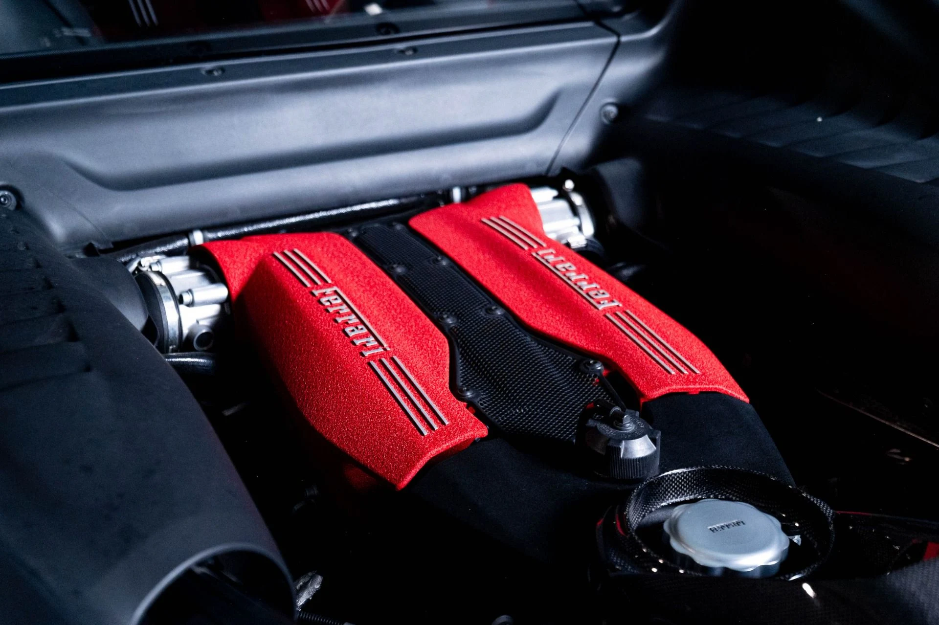 mph070_831642857_Used_2016_Ferrari_488_GTB_1783364288_2d94ef9843