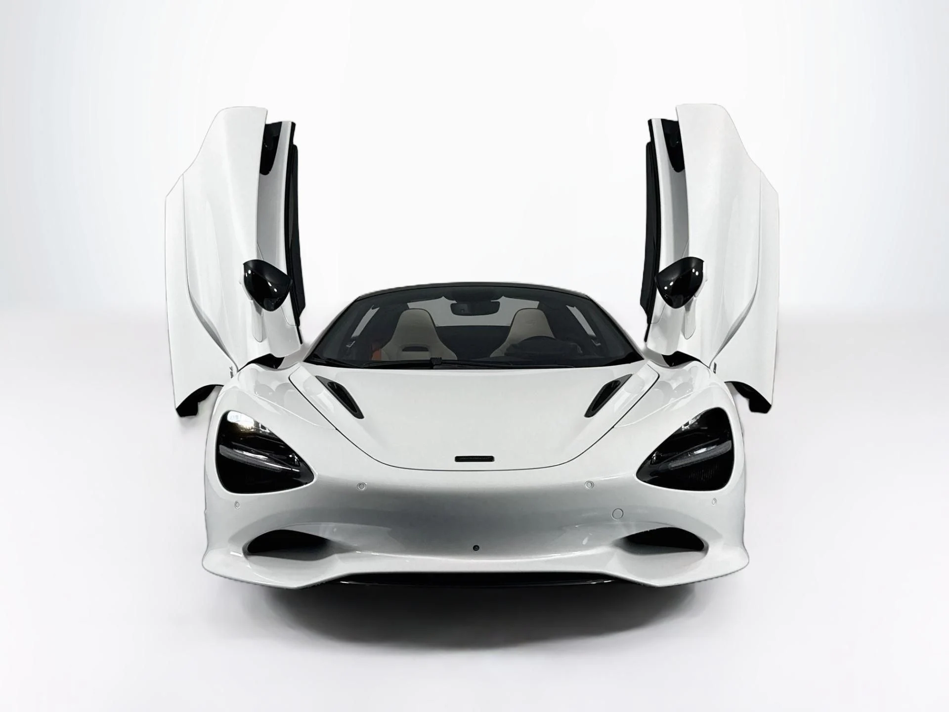 mph070_878766631_Used_2024_Mc_Laren_750_S_Spider_1788340266_6c73d89626