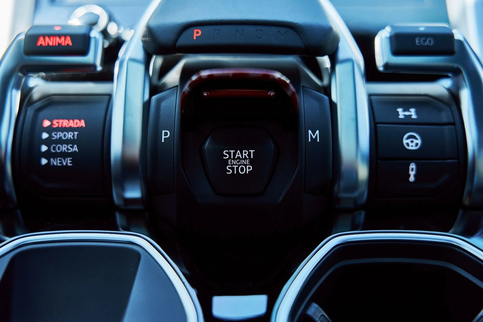 mph070_883080965_Used_2024_Lamborghini_Urus_S_1775866803_446180362b