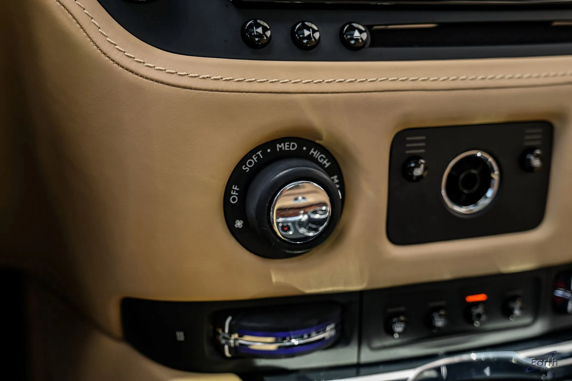 mph070_909116527_57babbd7fe49b947cc0c6b0d30e1810cx_0f8517d9bf