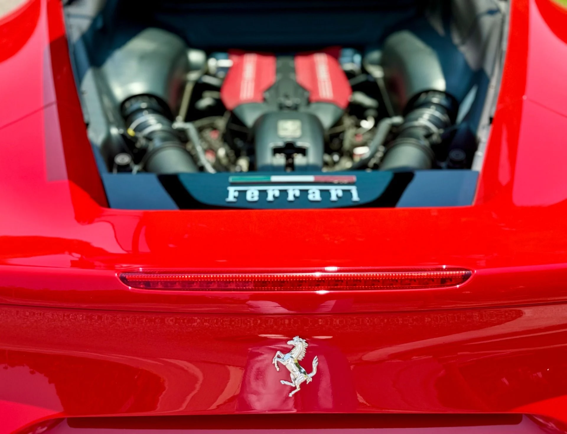 mph070_919576799_Used_2016_Ferrari_488_GTB_1757699344_3c026e8b51