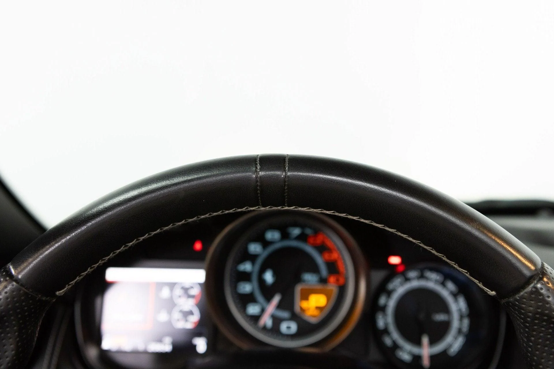 mph071_1008257162_Used_2010_Ferrari_California_1777368029_5f1468a8a2