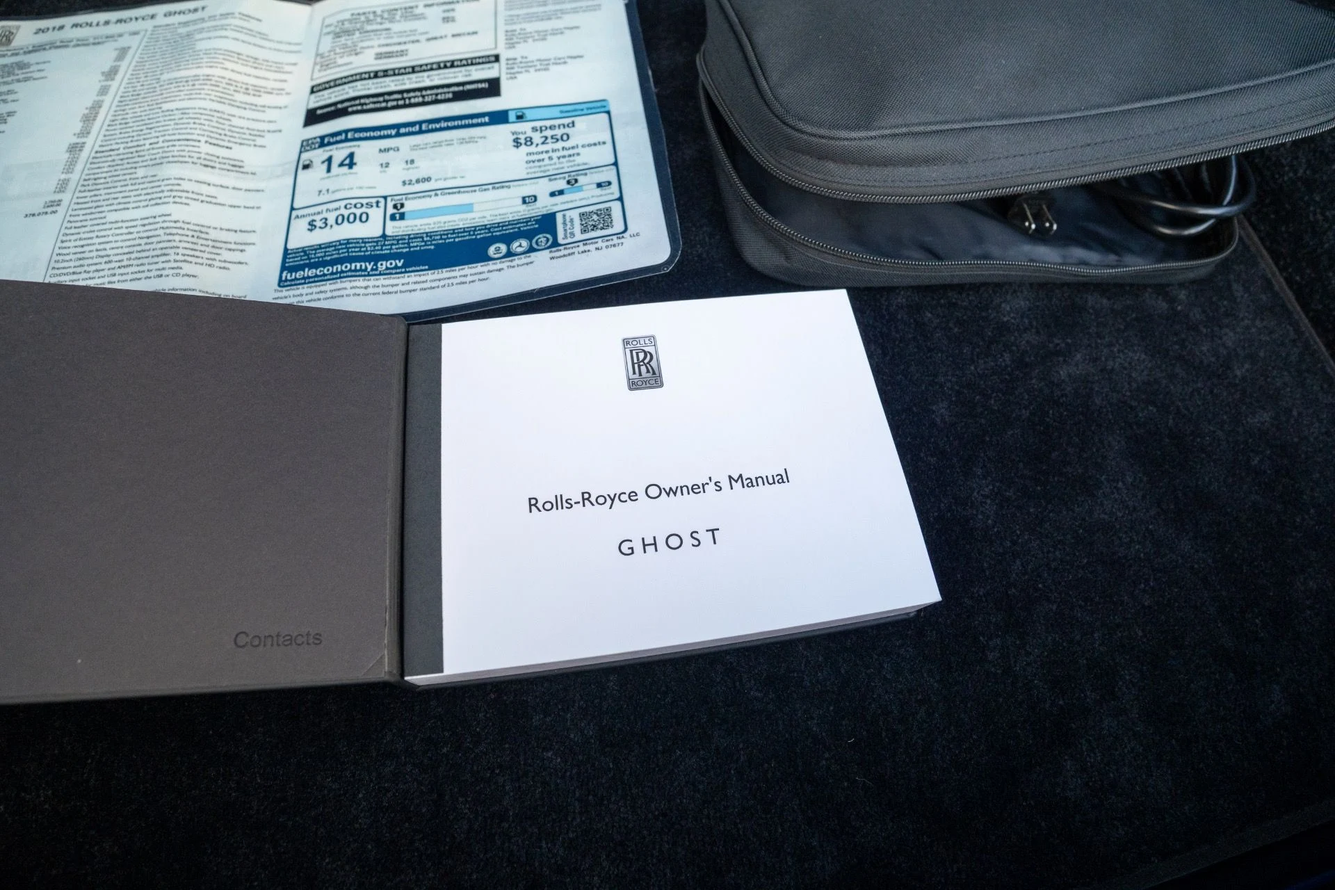 mph071_1061296137_Used_2018_Rolls_Royce_Ghost_1765824060_11a429a1e7