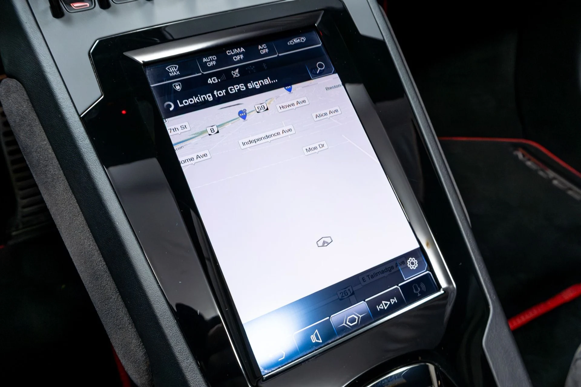 mph071_1070362692_Used_2020_Lamborghini_Huracan_EVO_1774302788_0ca4a428fa