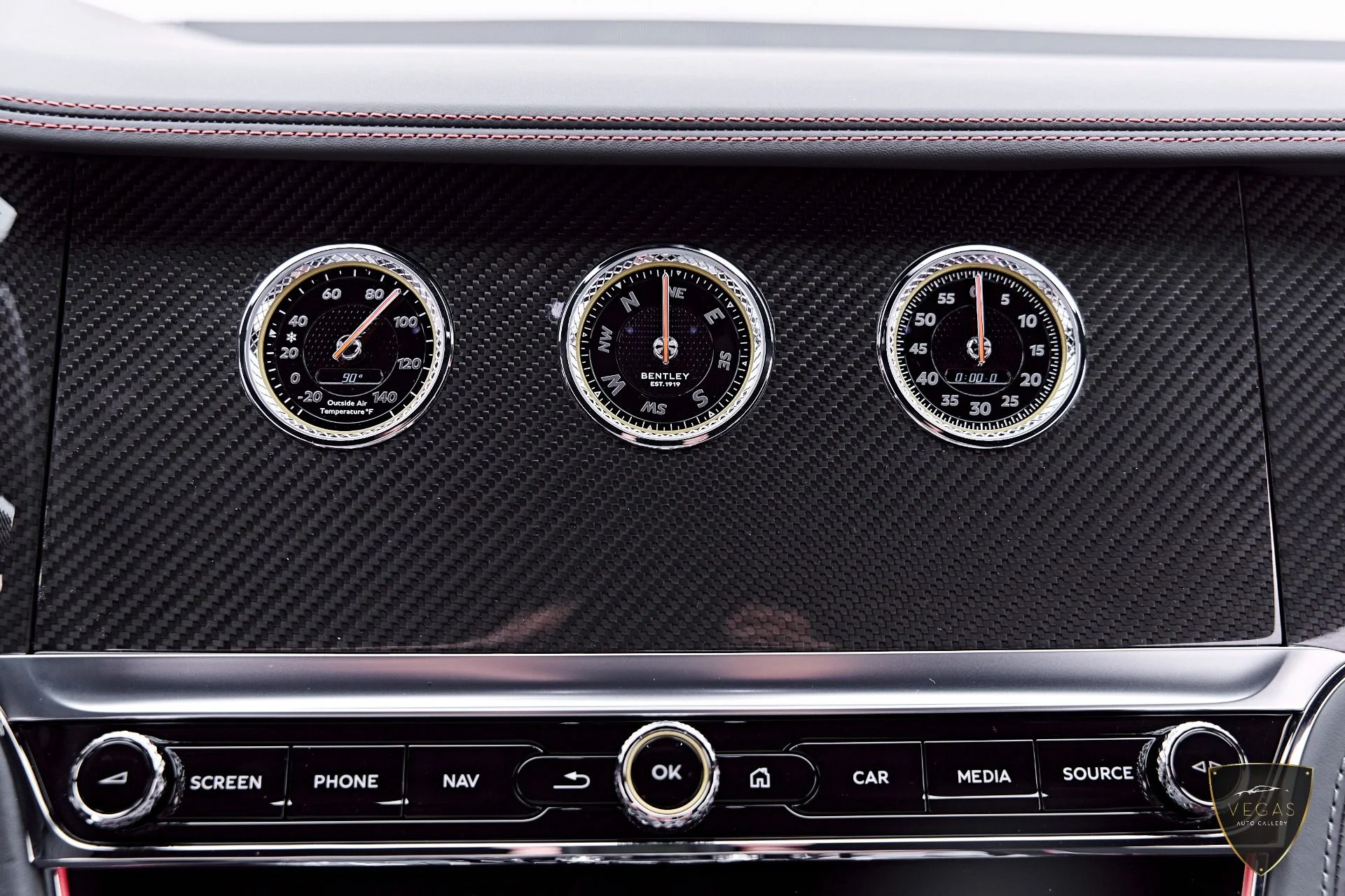 mph071_1086642820_Used_2024_Bentley_Continental_GT_V8_1783621743_aec7d2feb0