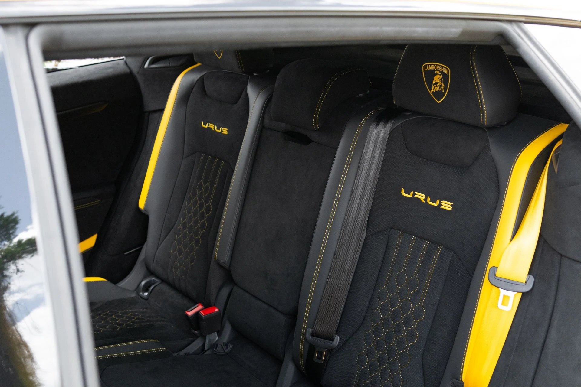 mph071_1113959725_Used_2024_Lamborghini_Urus_Performante_1773952193_a3aee06337