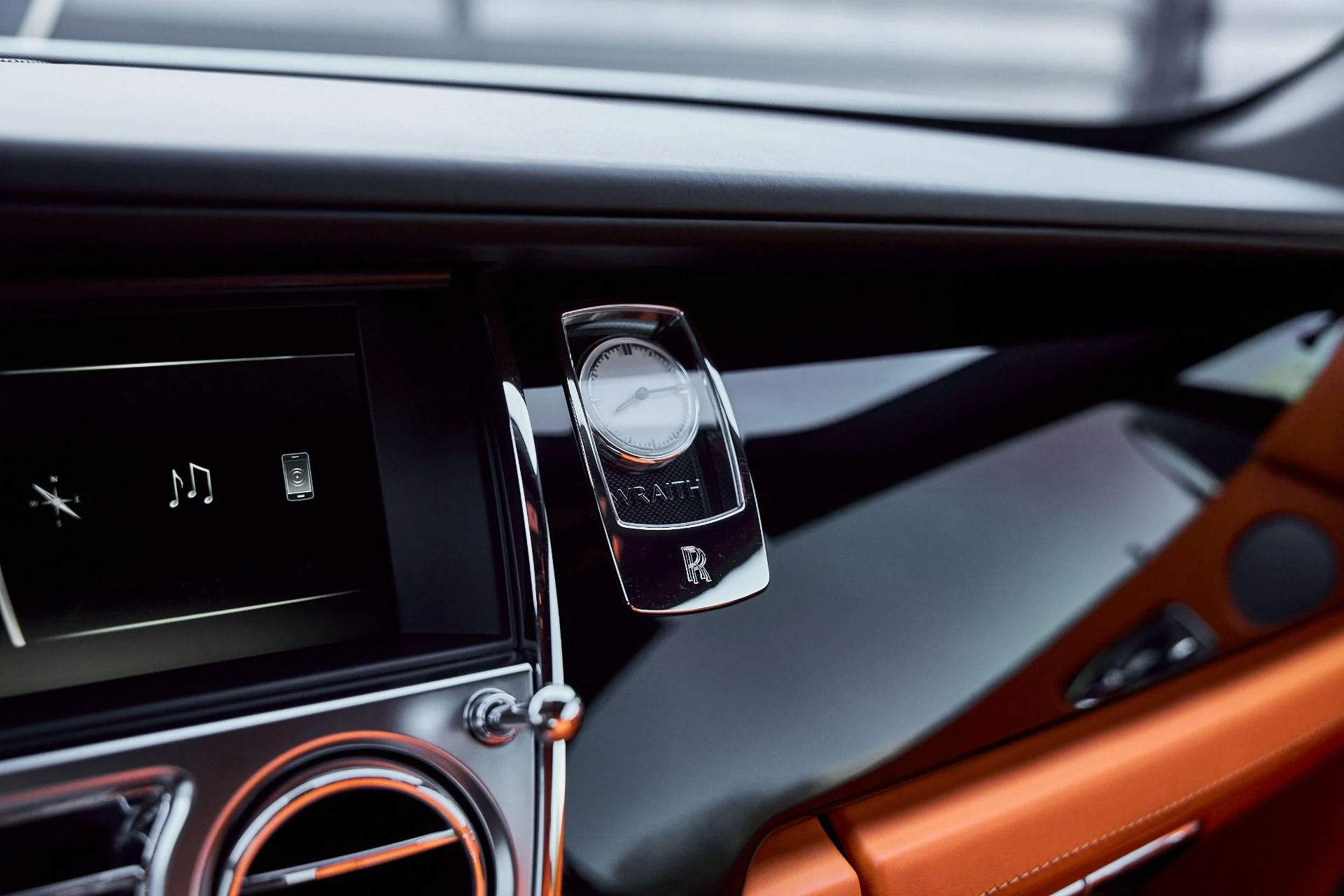 mph071_1117066944_Used_2019_Rolls_Royce_Wraith_Base_1772849725_56bd6b2a0b