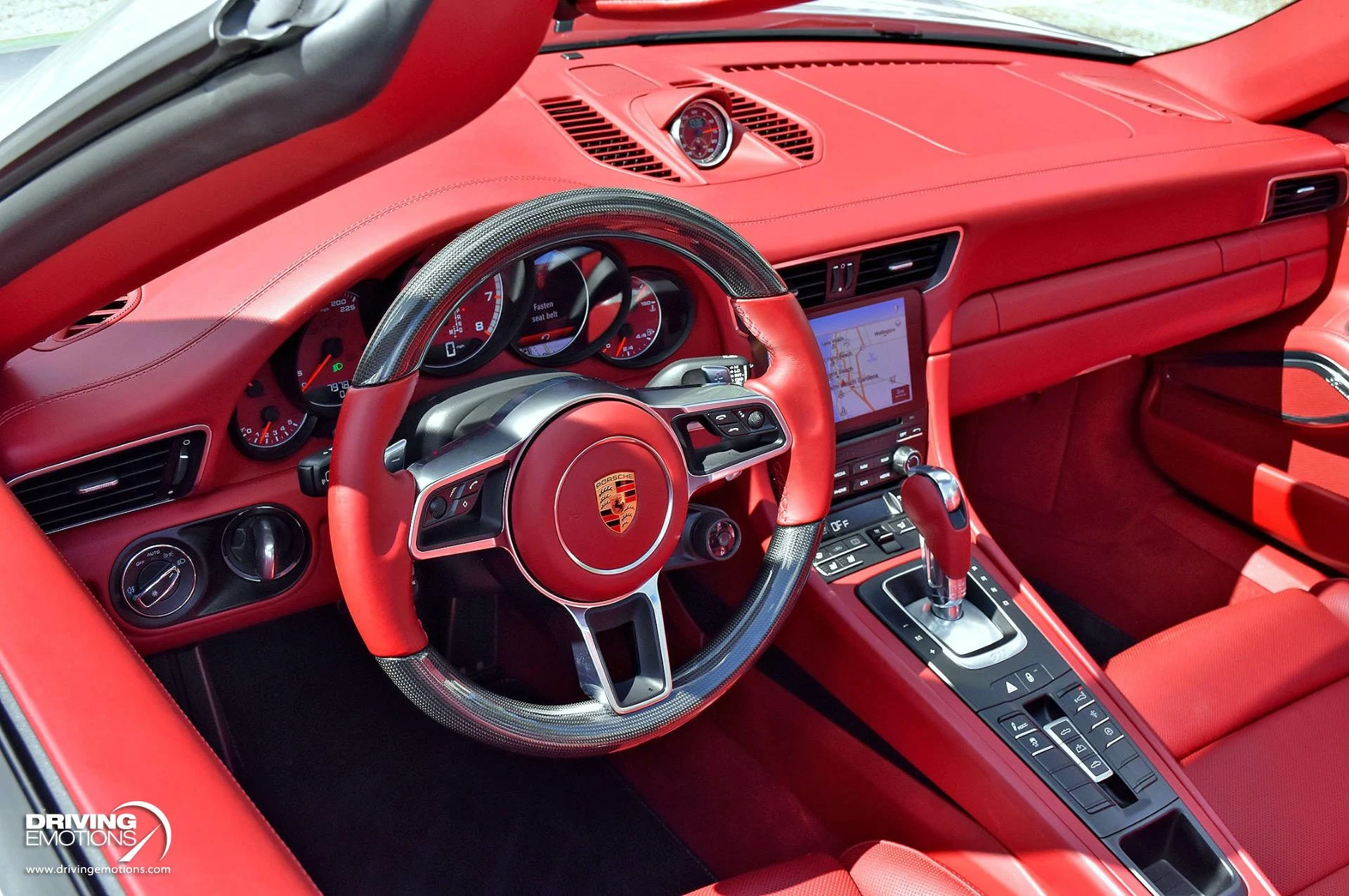 mph071_1161453283_866_p72_l_6e6f68a099