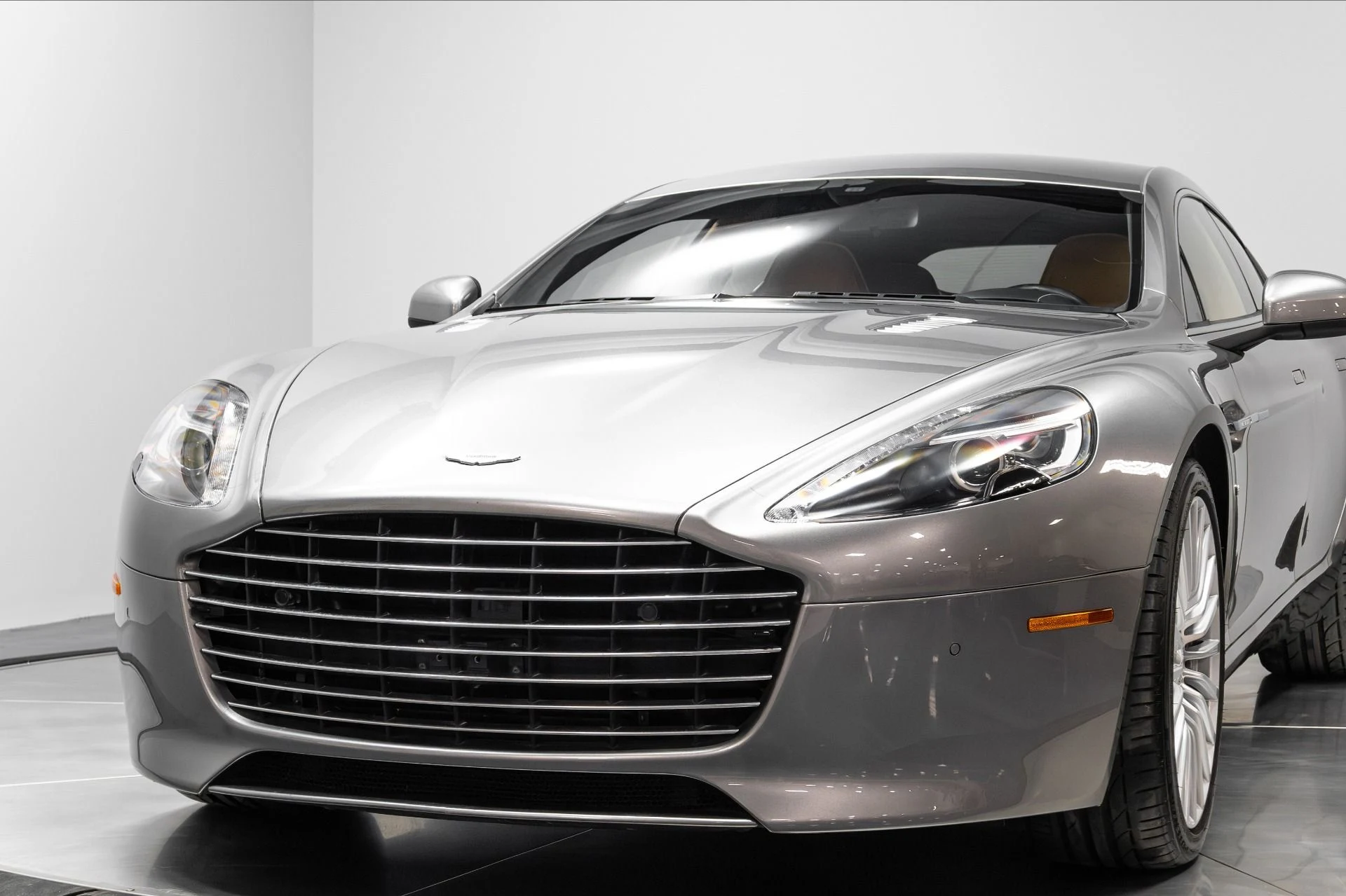 mph071_1166008783_Used_2016_Aston_Martin_Rapide_S_1767648441_f55ba40601