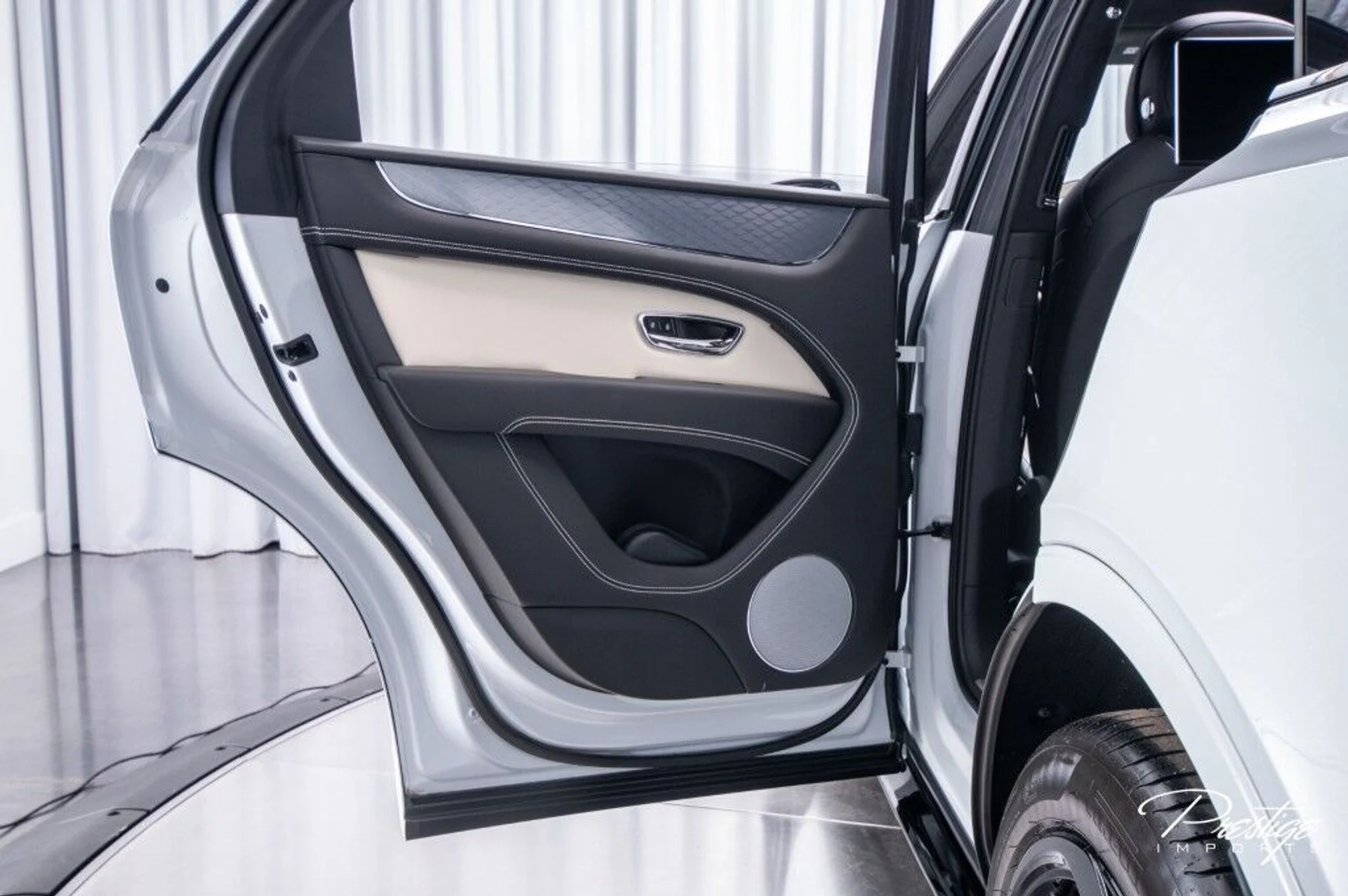 mph071_11811284_3efdc19d65c8f5daa768829fa9f090db_52f1d5e635