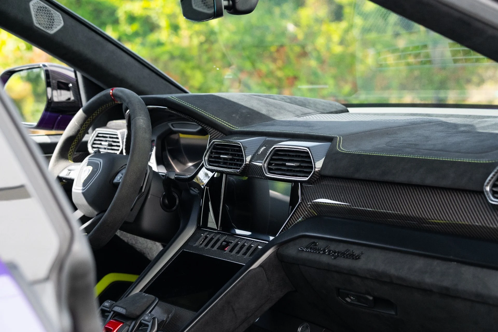 mph071_1211609761_Used_2023_Lamborghini_Urus_Performante_1771690657_c84b9ca3c7