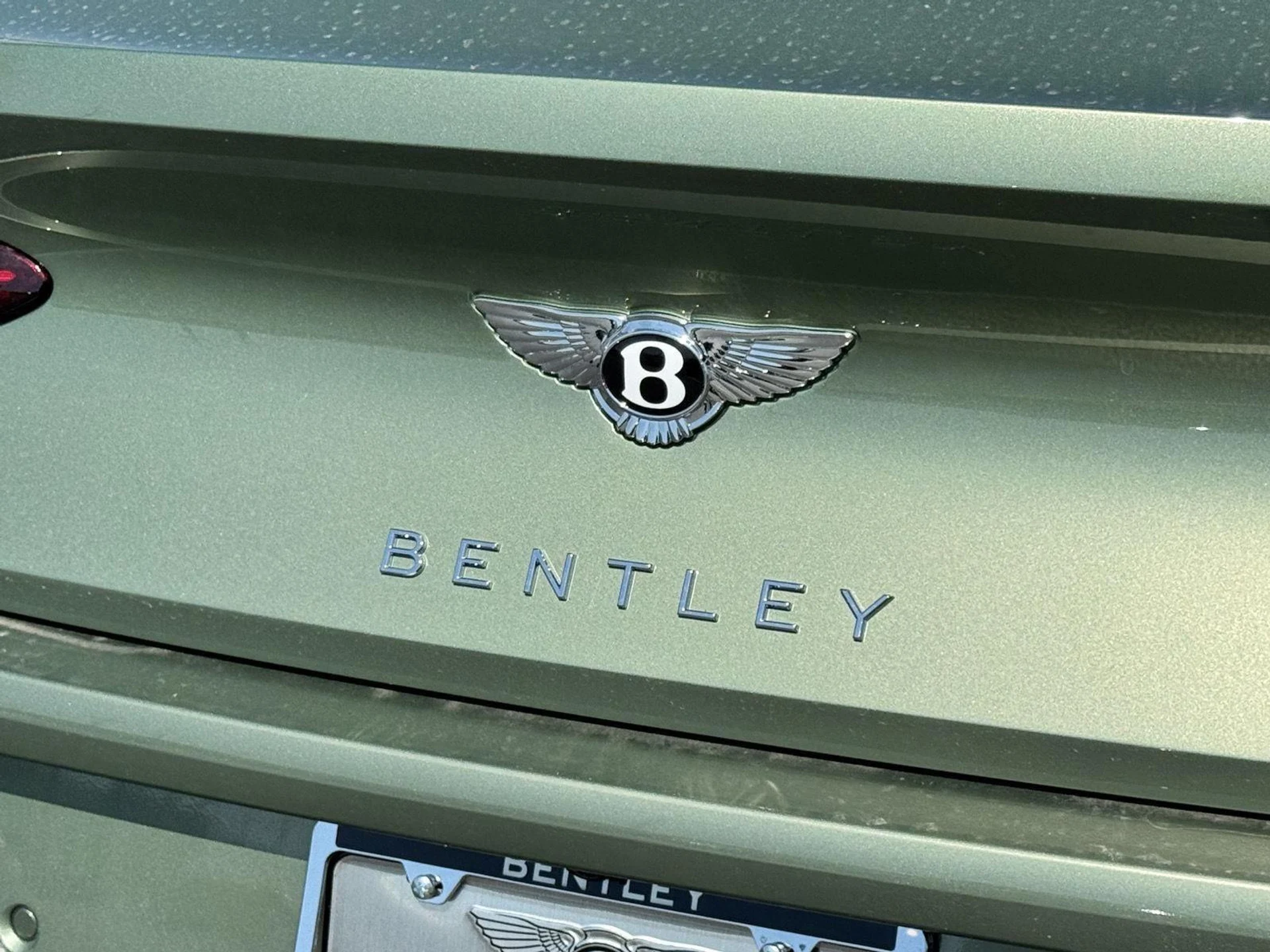 mph071_1265476686_79b6818ebcf90bf9d0c3f1a1f6cae27f_8050b0ac4c