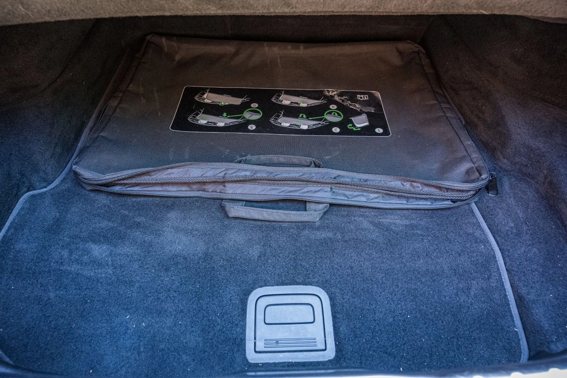 mph071_1280015610_Used_2020_Bentley_Continental_GTC_V8_1779124881_9ca03bce65