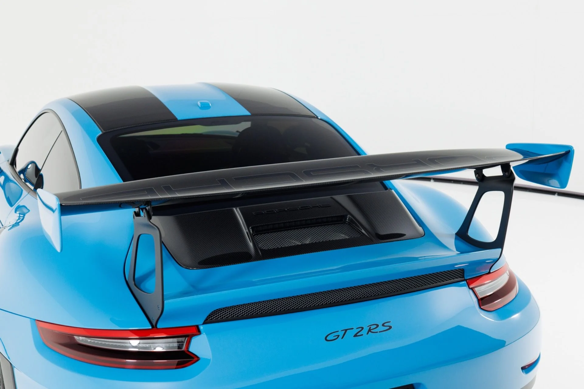 mph071_1288132827_Used_2018_Porsche_911_GT_2_RS_1783631648_dfe60791d0