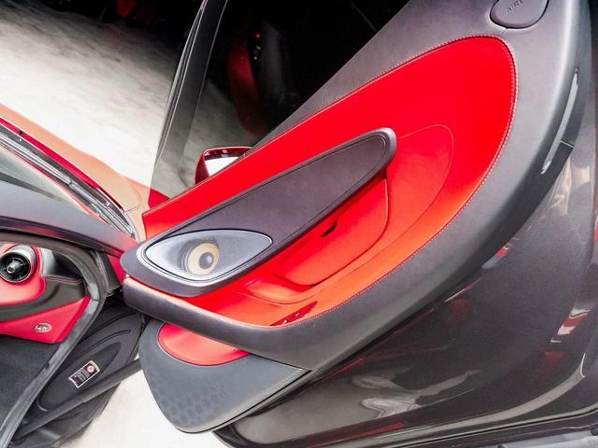 mph071_1496990274_a_BS_Xj_UX_9j_P4_Otu_MA_Ia_Lt2_QBVTC_8_08177074dc