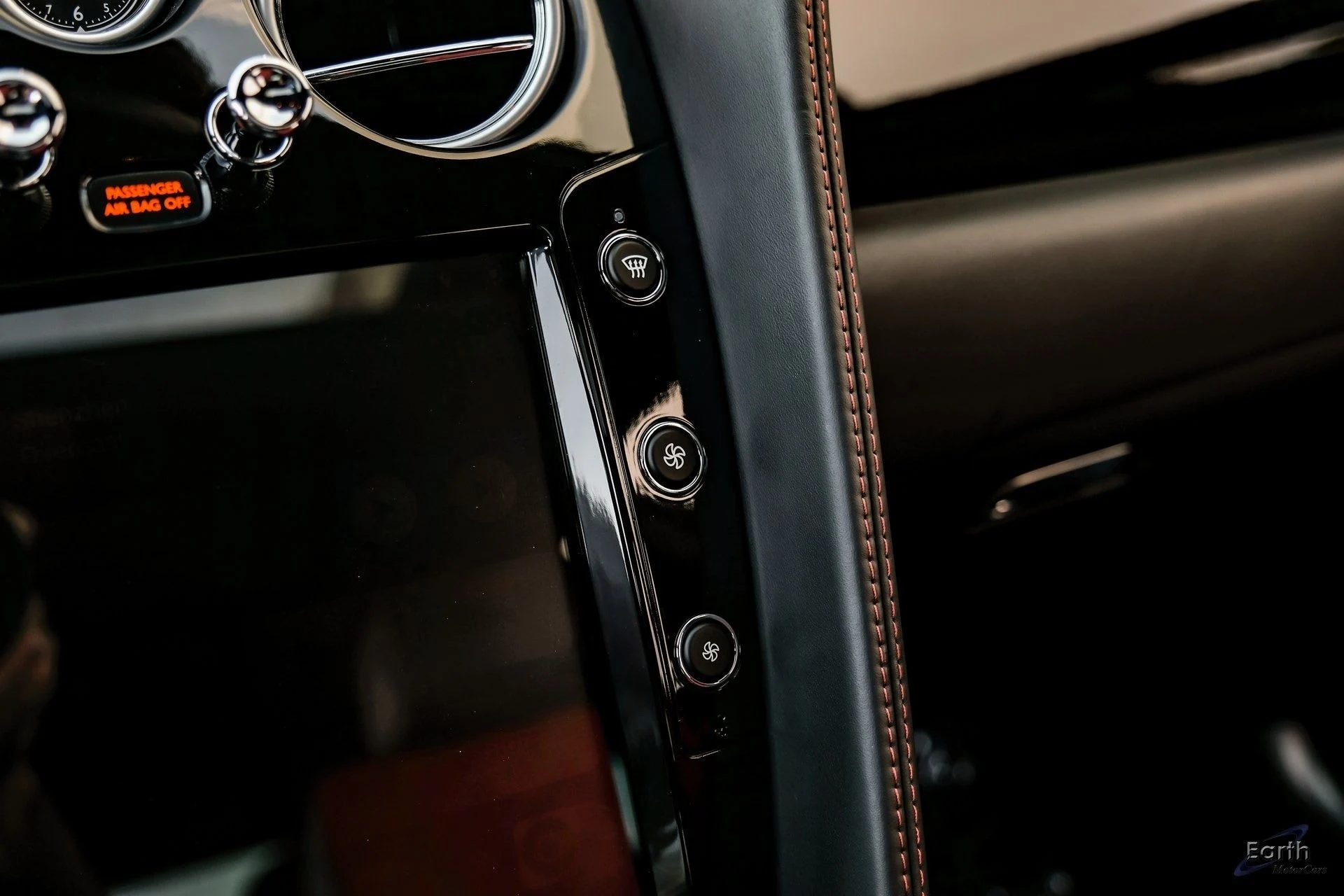 mph071_1560084982_c006d5810c0114455fa174c8d2d981f7x_6bb2501010