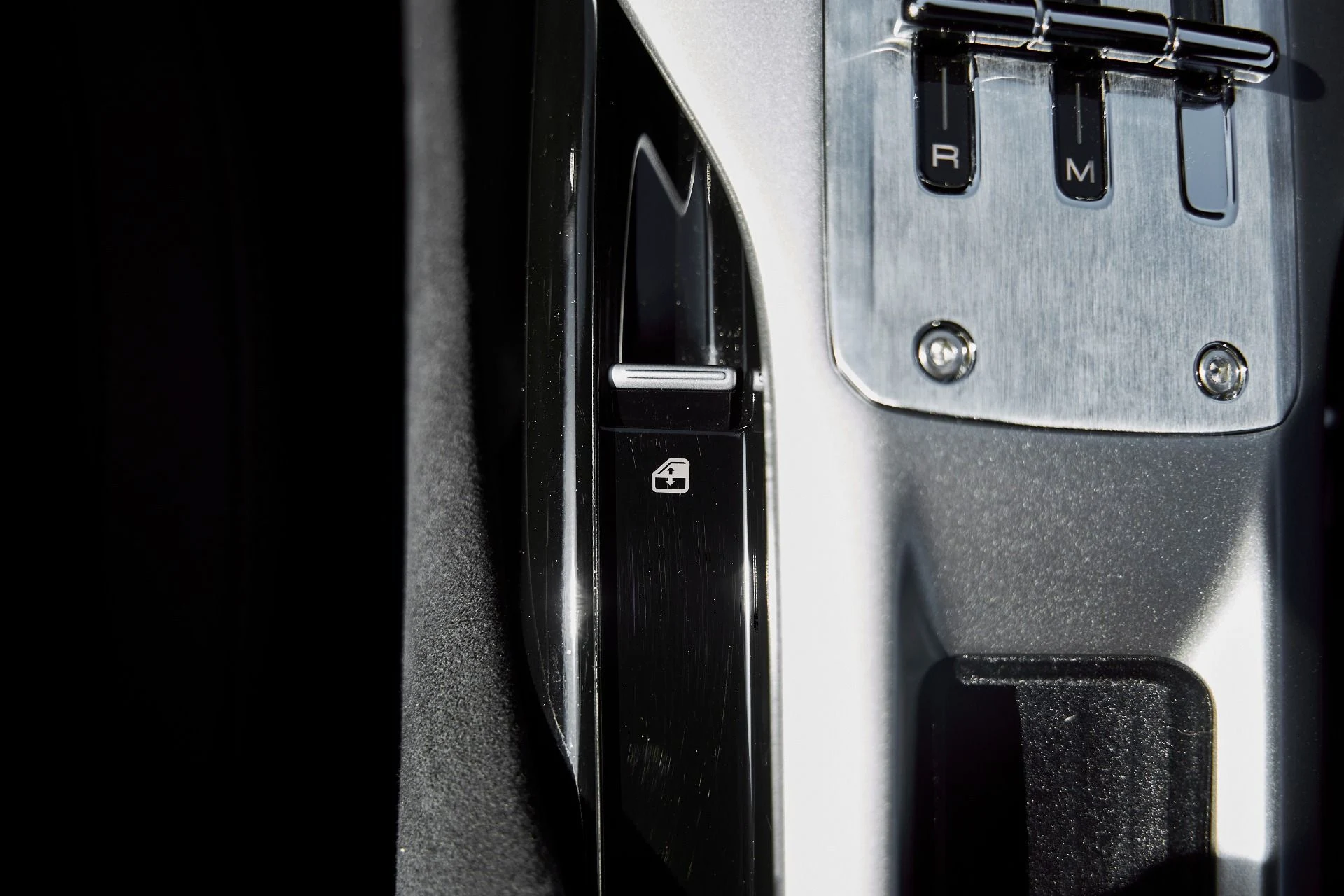 mph071_1613066107_Used_2025_Ferrari_12_Cilindri_1769824897_18537b074d