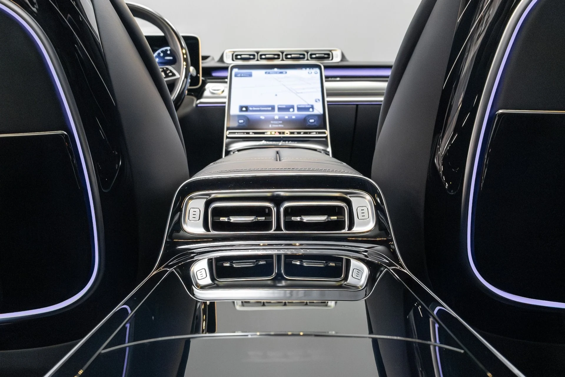 mph071_1632813824_Used_2024_Mercedes_Benz_S_Class_Maybach_S_680_4_MATIC_1764625509_03dfabe4d5