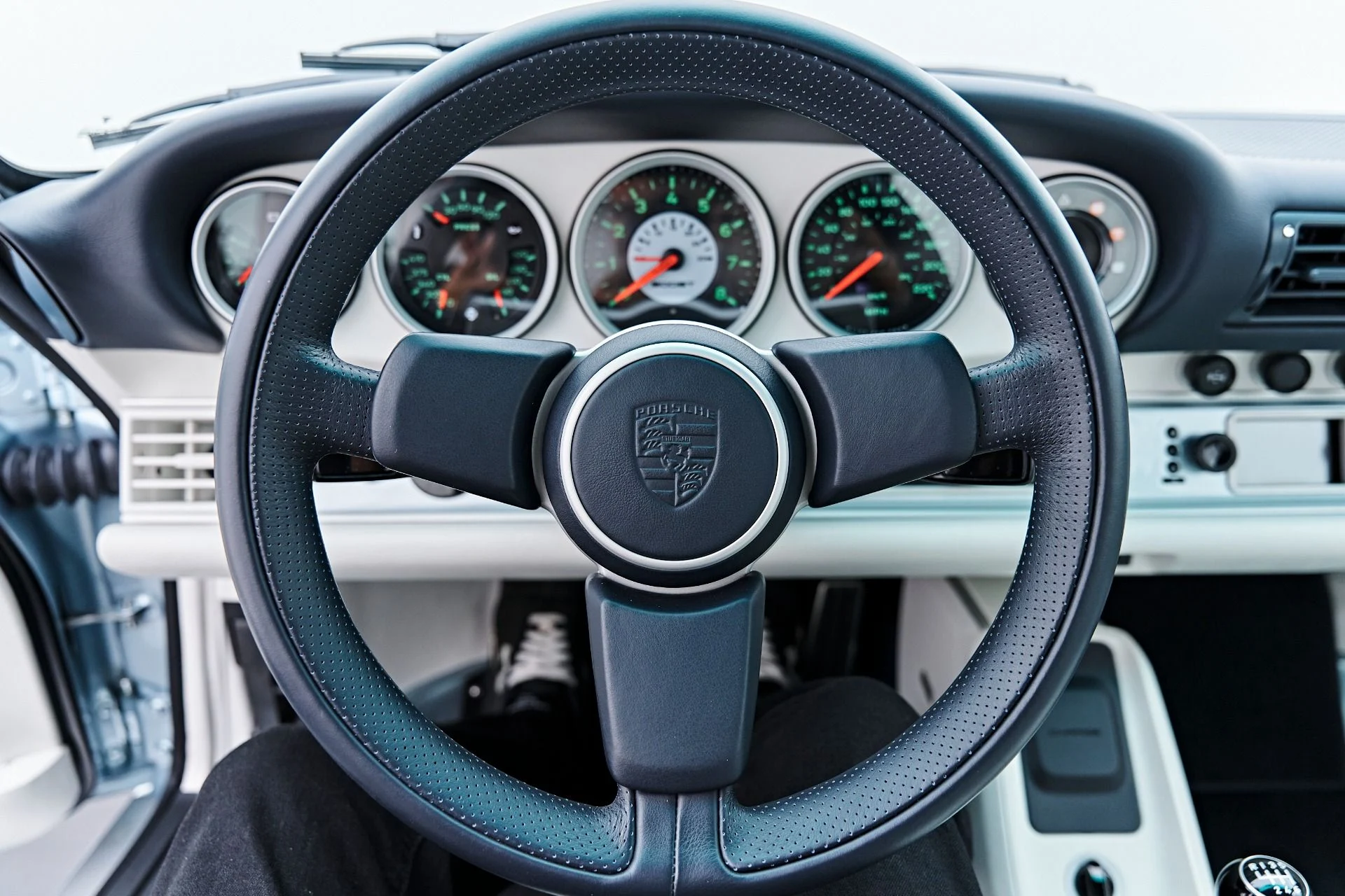 mph071_1699956540_Used_1990_Porsche_911_1789729707_073a5ff8af