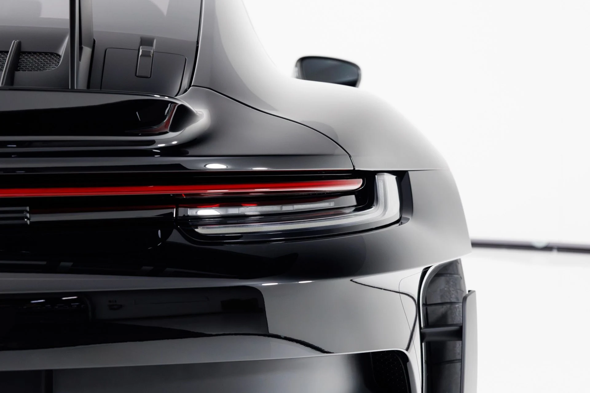 mph071_1704791031_Used_2025_Porsche_911_GT_3_RS_1767383472_d1bb487c41