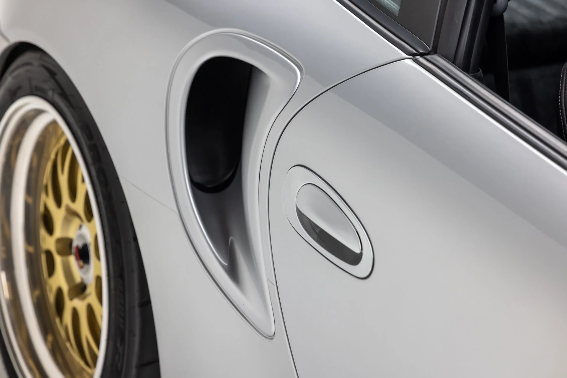 mph071_174181996_13475_p72_l_df9132bc6d