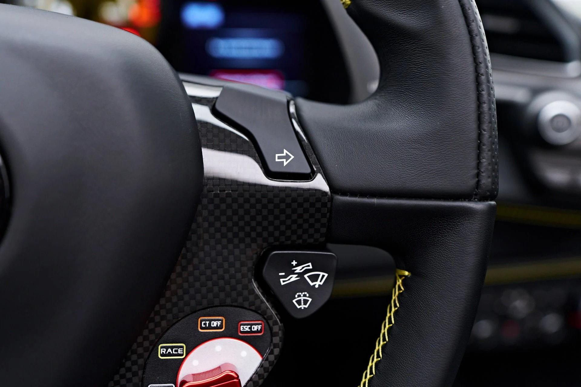 mph071_1829701367_Used_2019_Ferrari_488_Spider_Base_1748546084_84549c829a