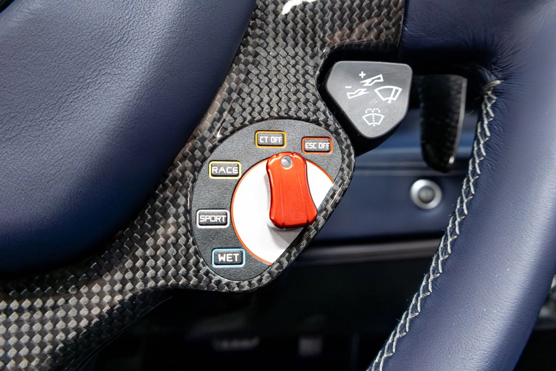 mph071_1839688585_Used_2018_Ferrari_488_Spider_1774434782_9b1d6d777f