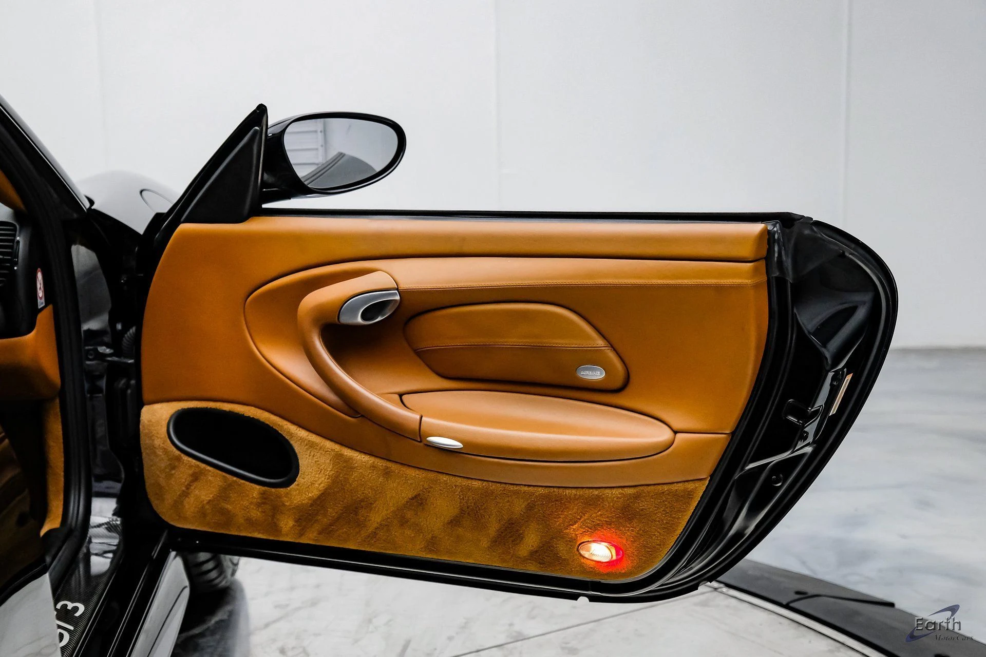 mph071_1897906398_b5fe8ae39e9f9bbb94ed967e02f2cff6x_bcf9d51404