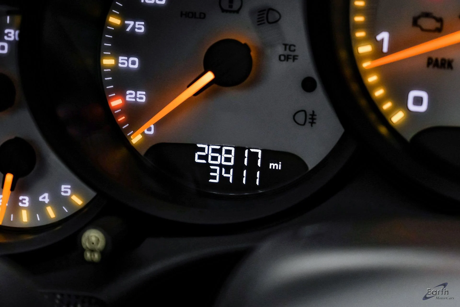 mph071_1948532683_88e2373e02b4756103583d2dd9c905edx_06580aee31