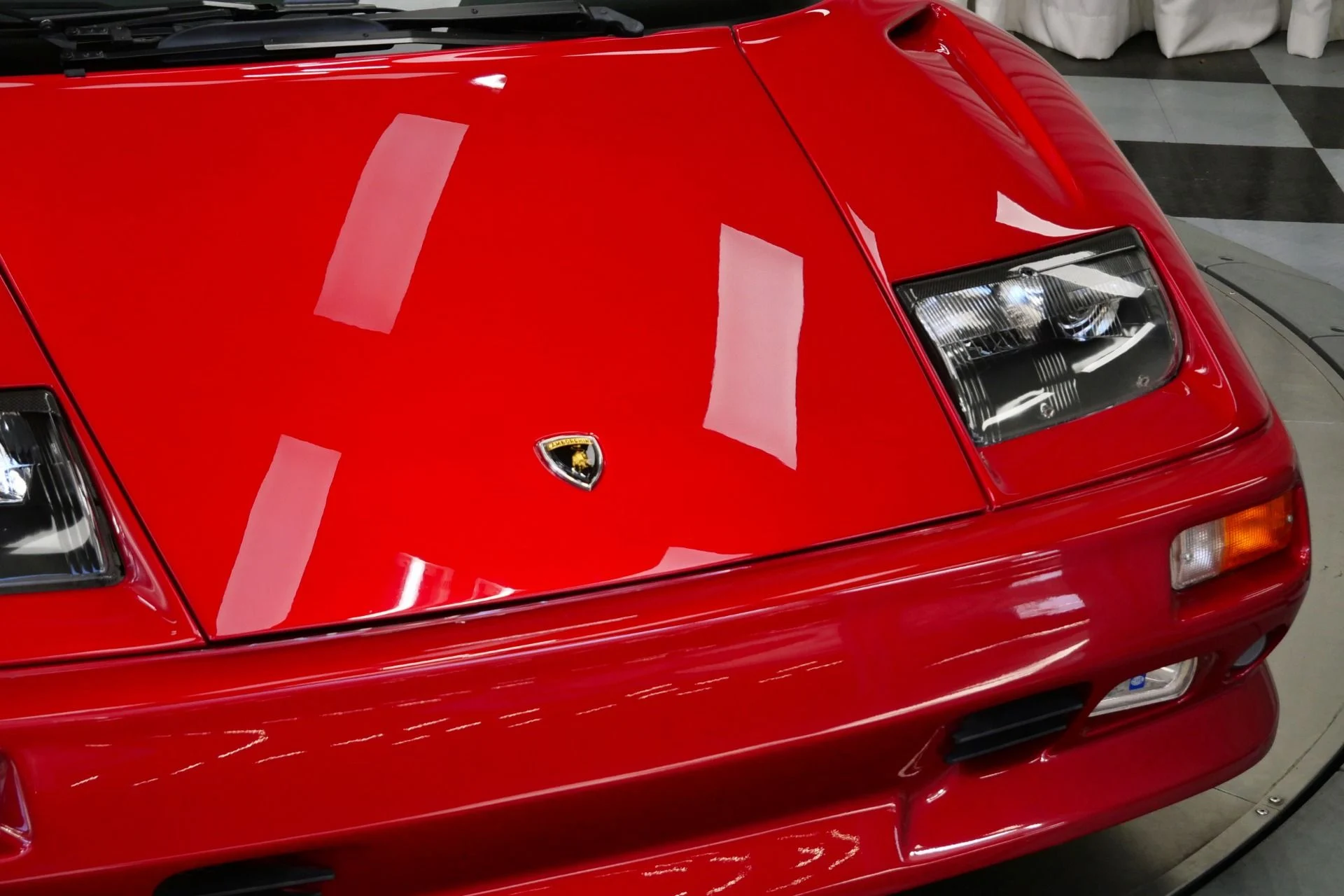mph071_1989670713_Used_1999_Lamborghini_Diablo_VT_Roadster_1747321276_7a46f4c87c