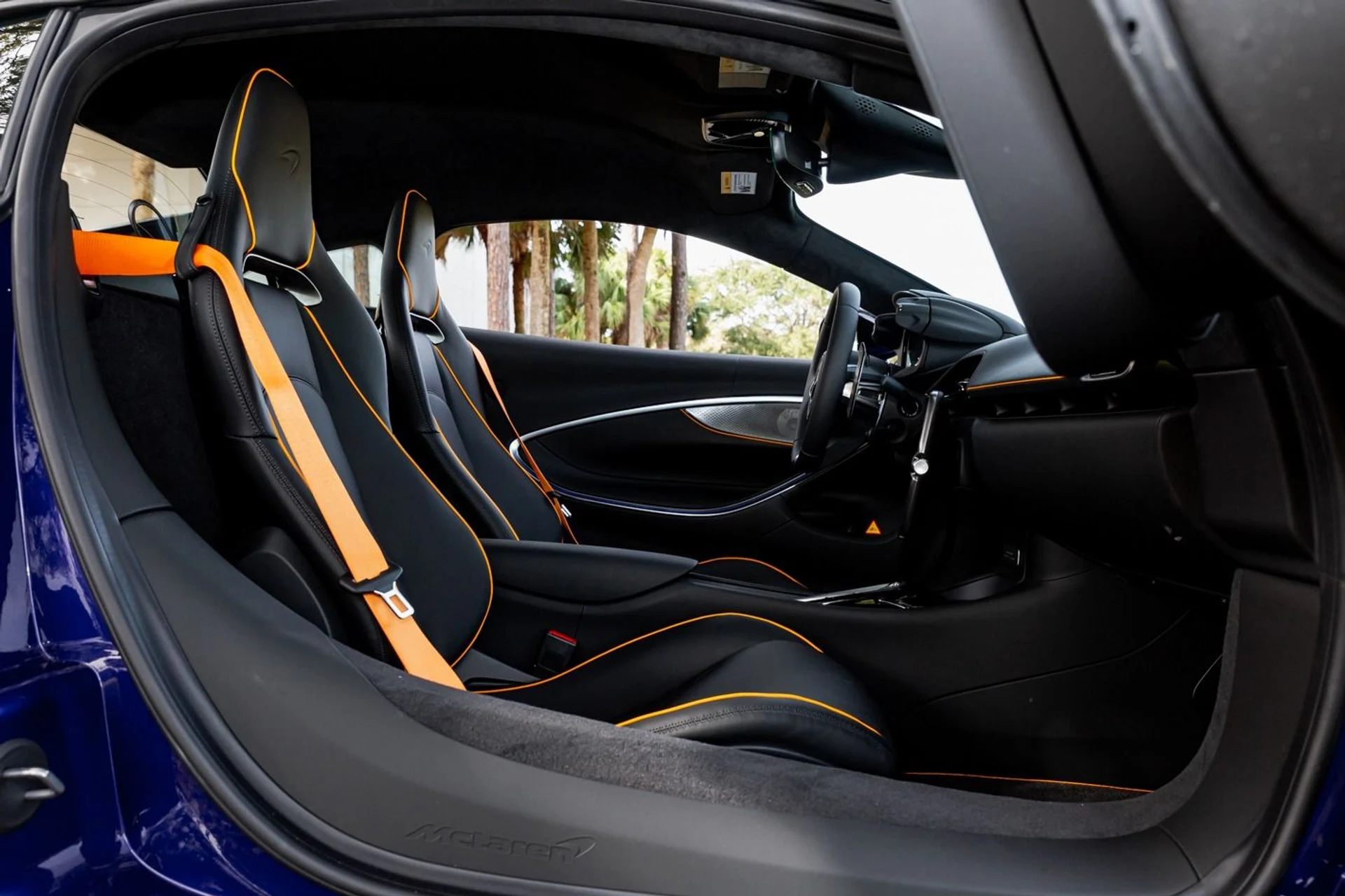 mph071_2101536242_362_p72_l_a32c55889a