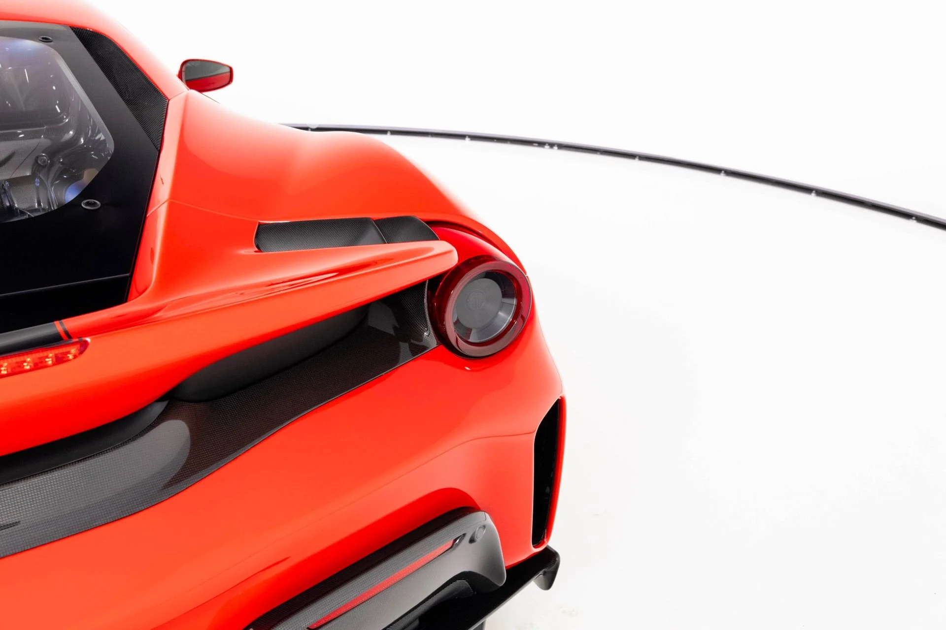 mph071_2148235407_Used_2019_Ferrari_488_Pista_Coupe_1764015879_b98c4171e4