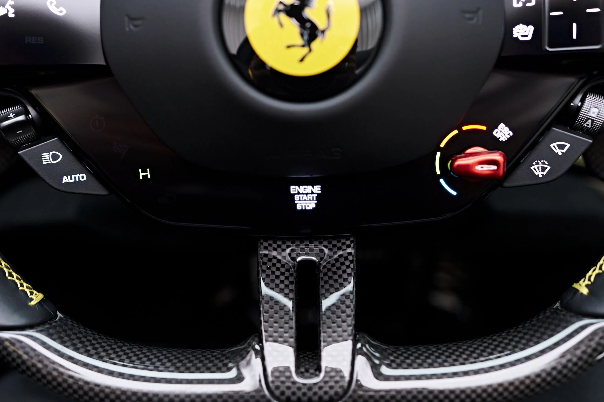mph071_216328322_Used_2024_Ferrari_SF_90_Spider_Base_1755223316_d46f0f5b38