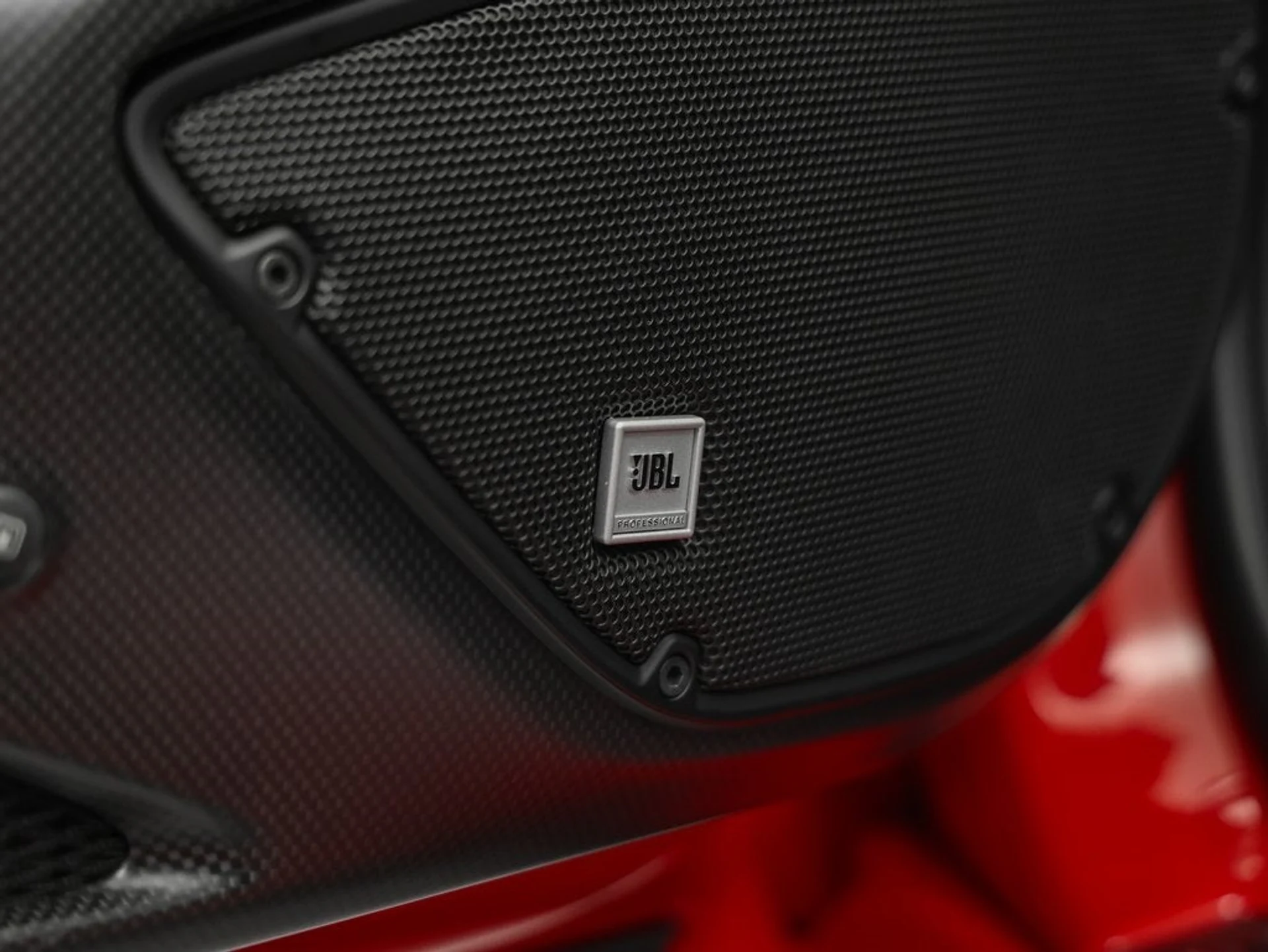 mph071_2196846184_72_8d9b449f46