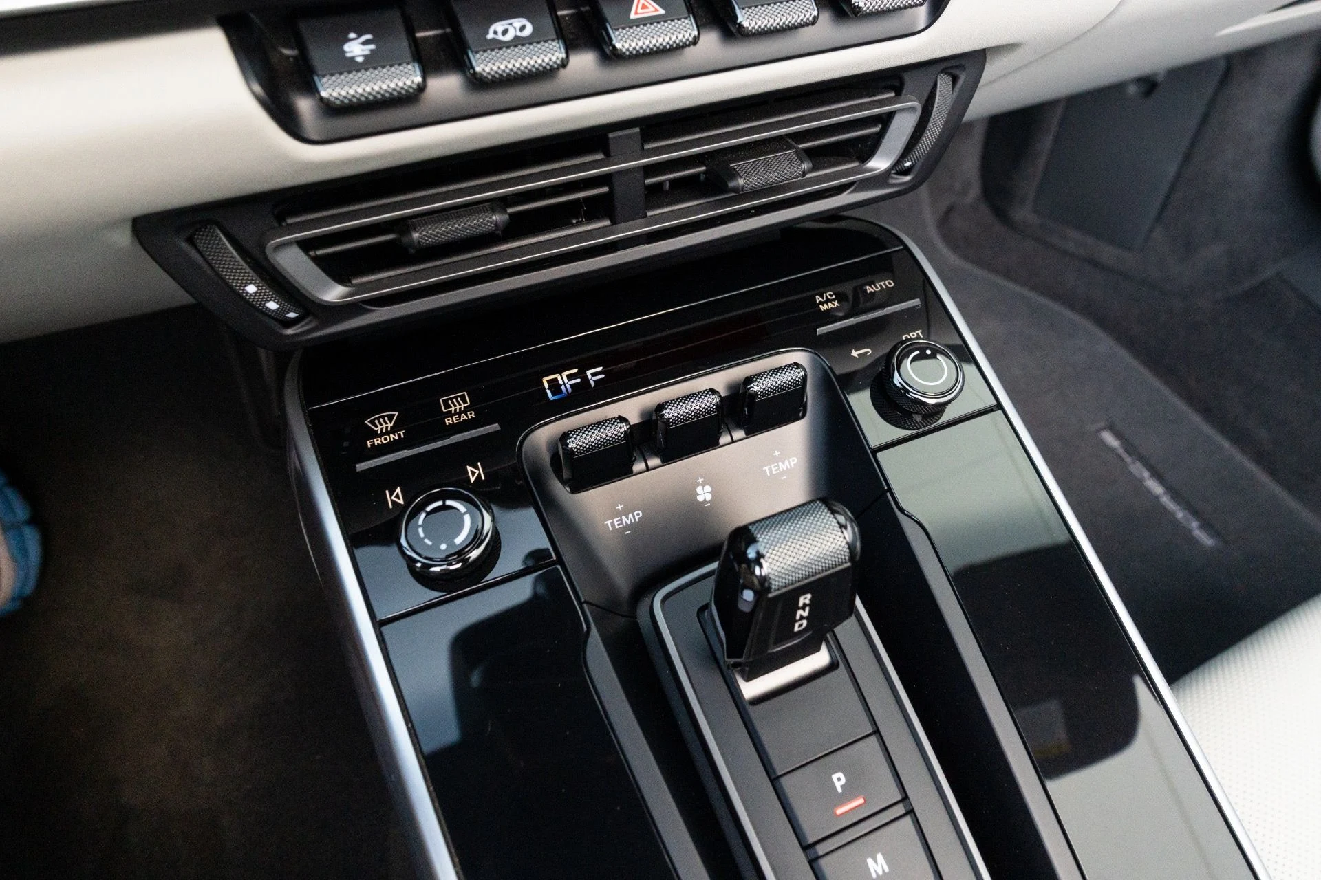 mph071_2309400875_Used_2025_Porsche_911_Cabriolet_Turbo_S_1769622703_d81b50b4b2