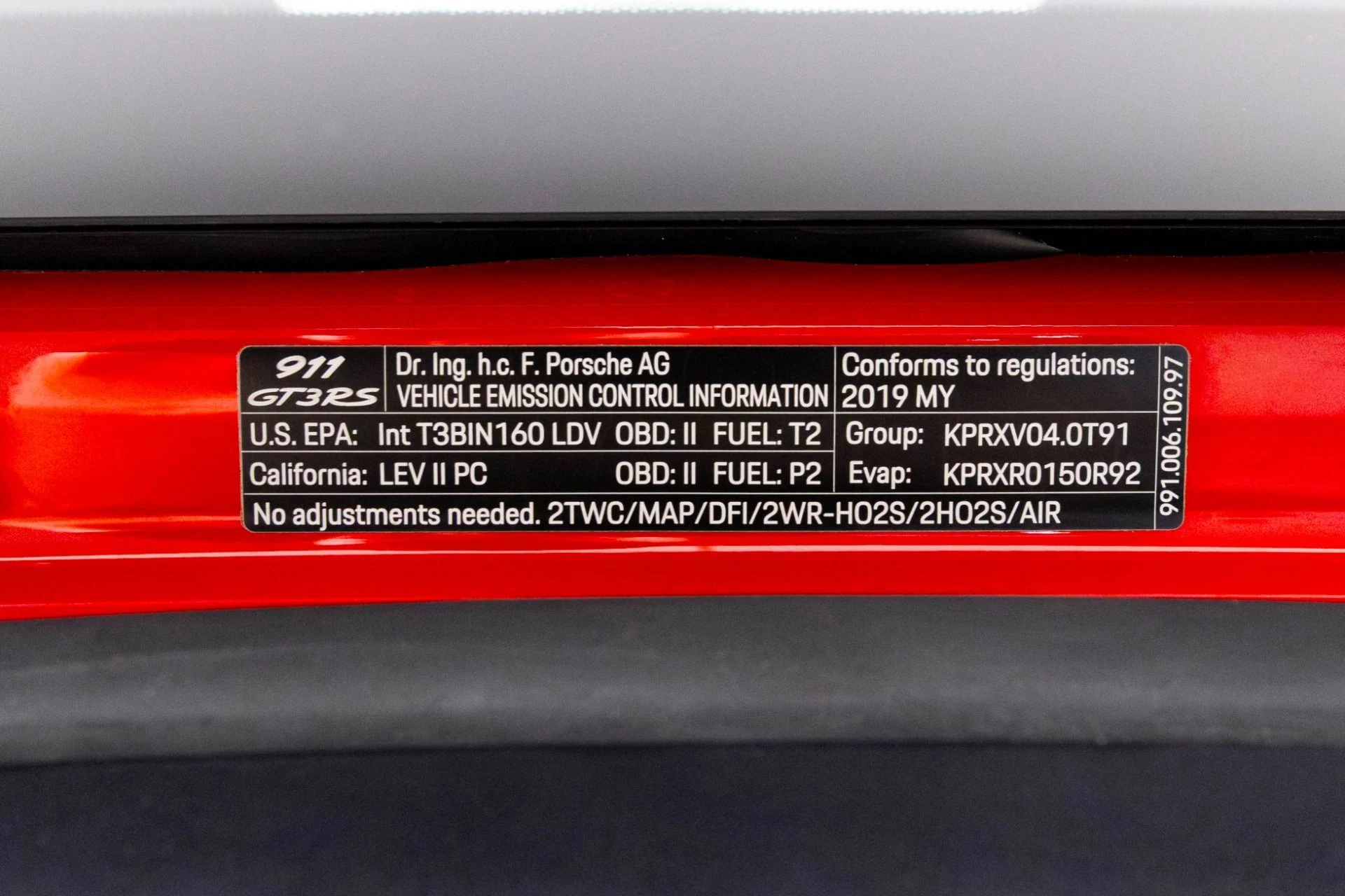 mph071_2317262508_Used_2019_Porsche_911_GT_3_RS_1762190454_3586c2b7de