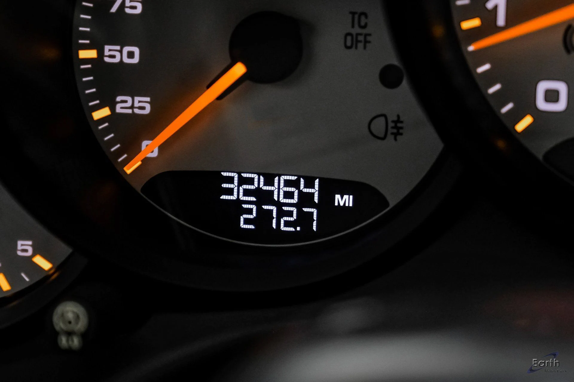 mph071_232087113_f71a26e1f41f2bb48110221ec962de3cx_b51b1d8fed