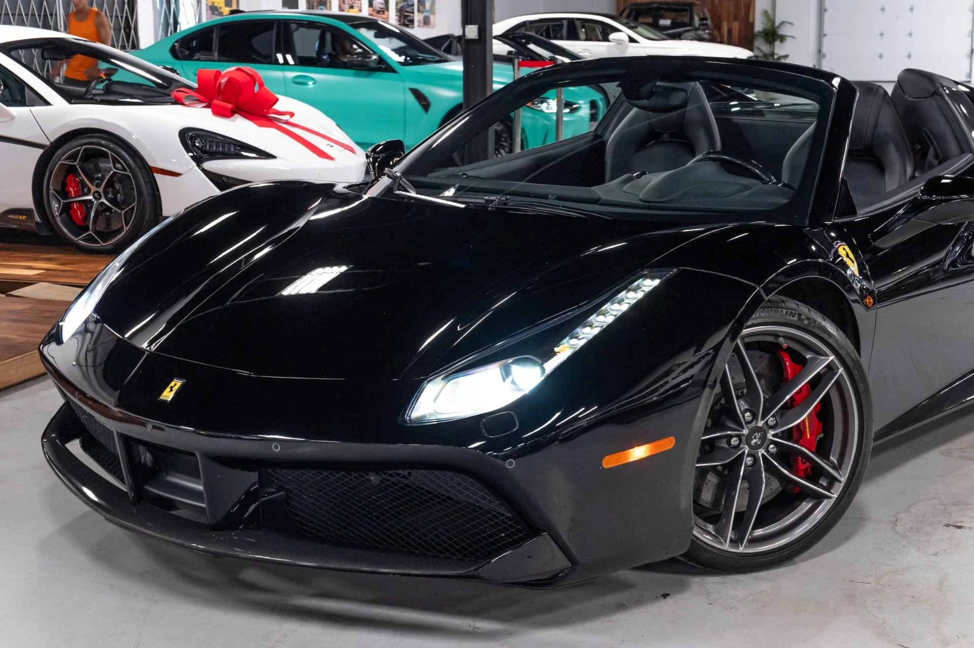 mph071_247100238_Used_2016_Ferrari_488_Spider_Base_1785961462_5cdd346807