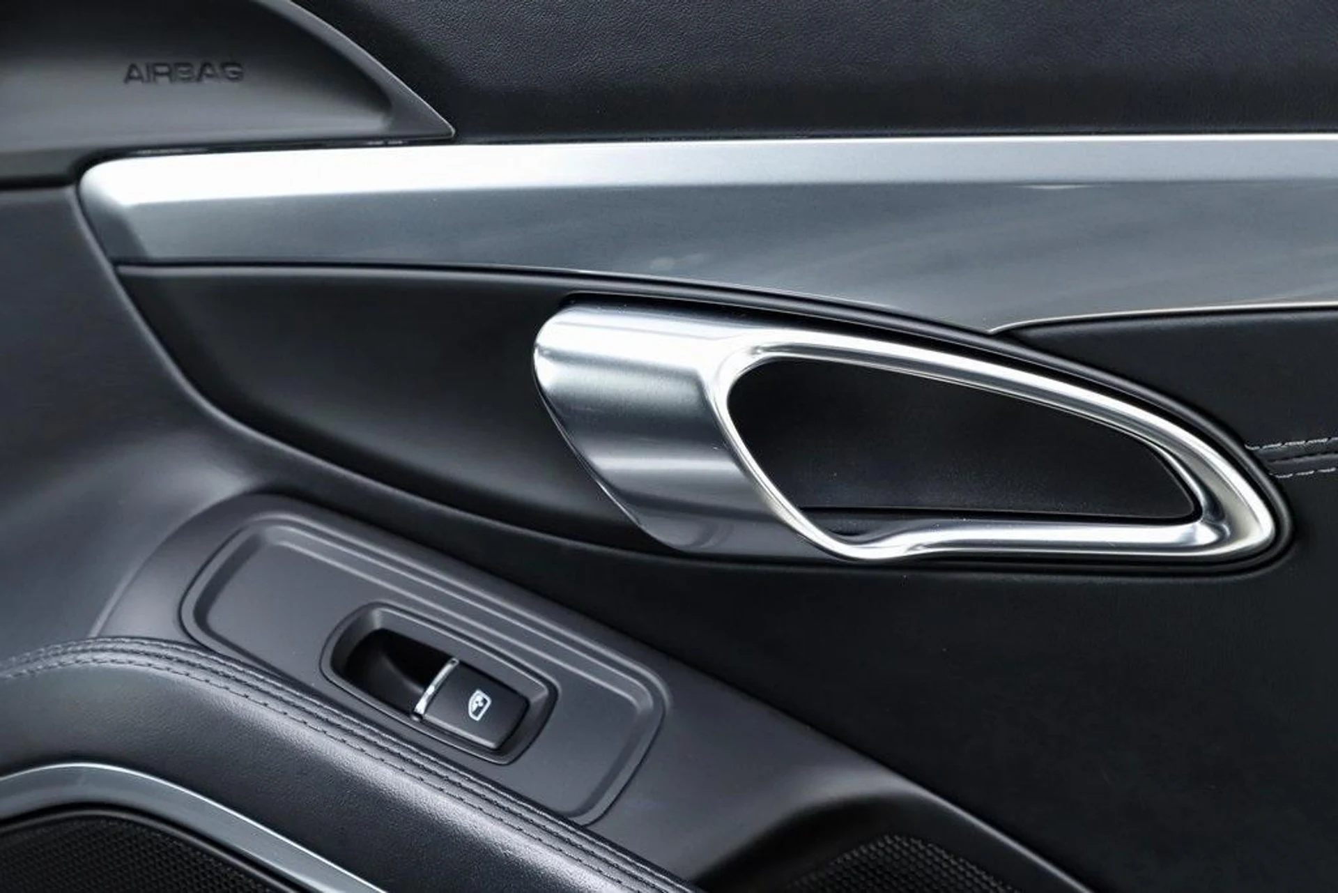 mph071_2502837339_p_Q_d6w7_40v98_By_Hf_LBM_z2_S_O0_b0131035e8