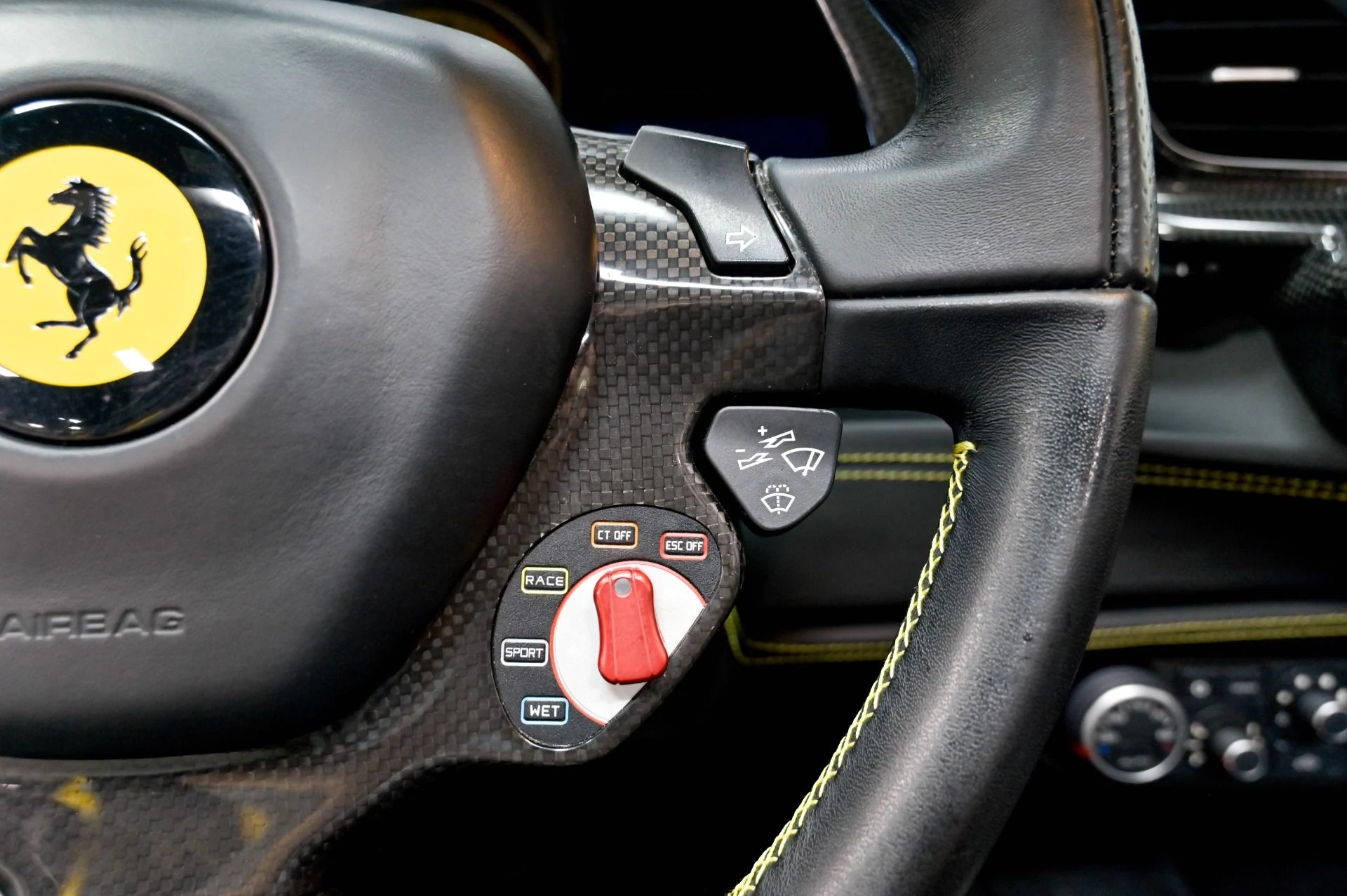 mph071_2603076126_Used_2017_Ferrari_488_Spider_1782250763_46869d377d