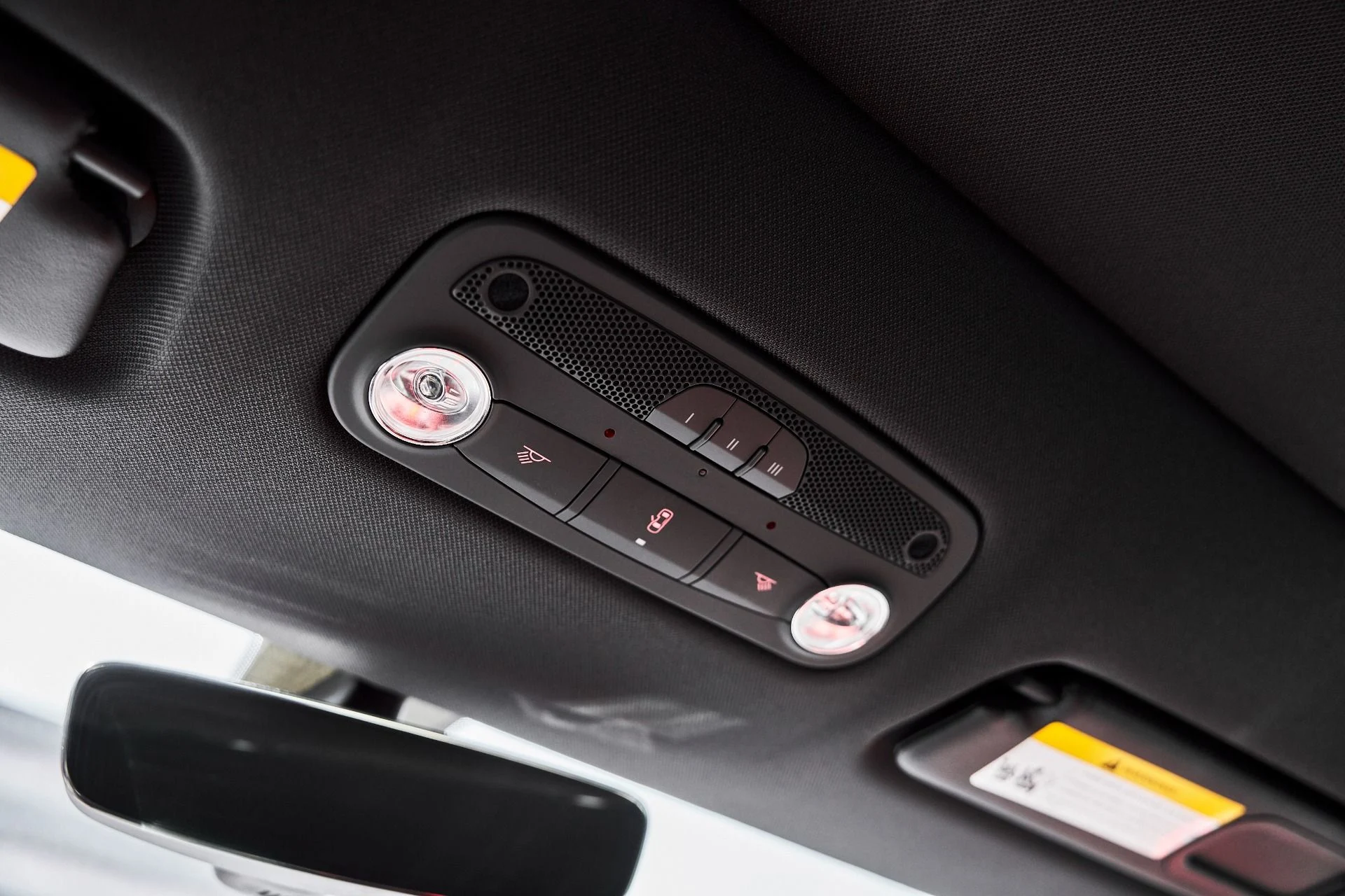 mph071_2623744819_Used_2023_Lamborghini_Huracan_Tecnica_Base_1776477185_c89cc132f0